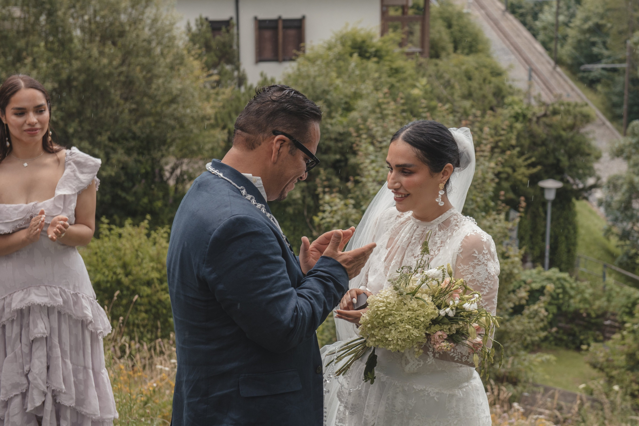 Berta & Orlando (Lauterbrunnen, Switzerland). Photographer in Interlaken area