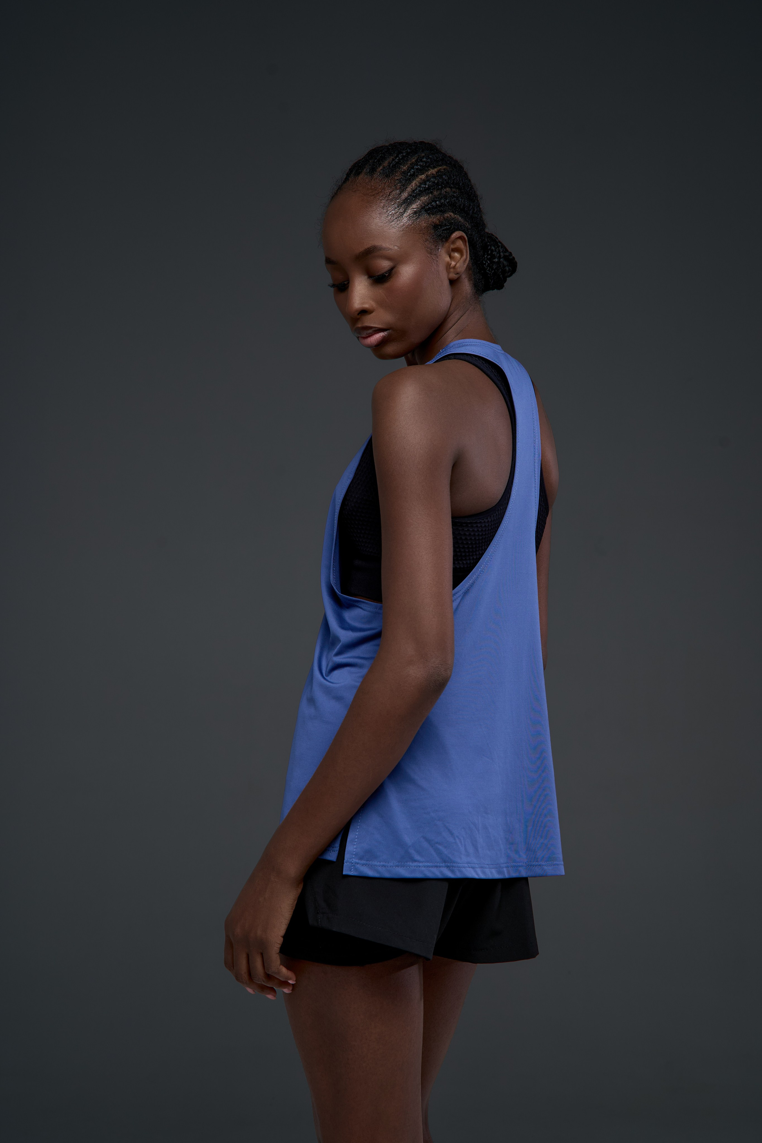 Спортивные футболки. Фотограф для маркетплейсов в Москве