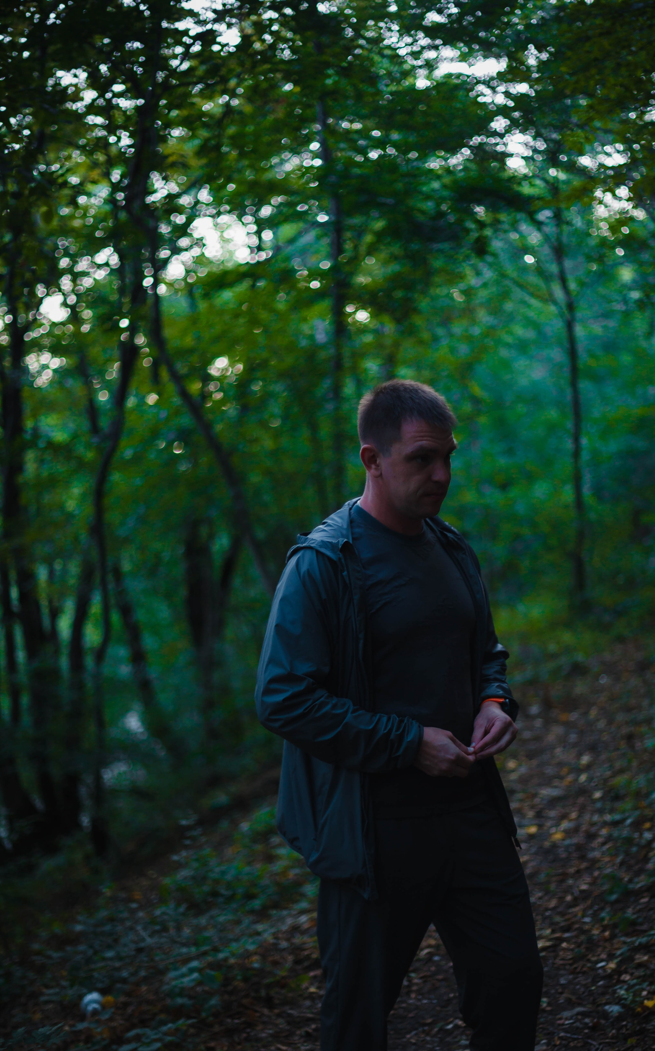 Клип. Уличный фотограф Города N