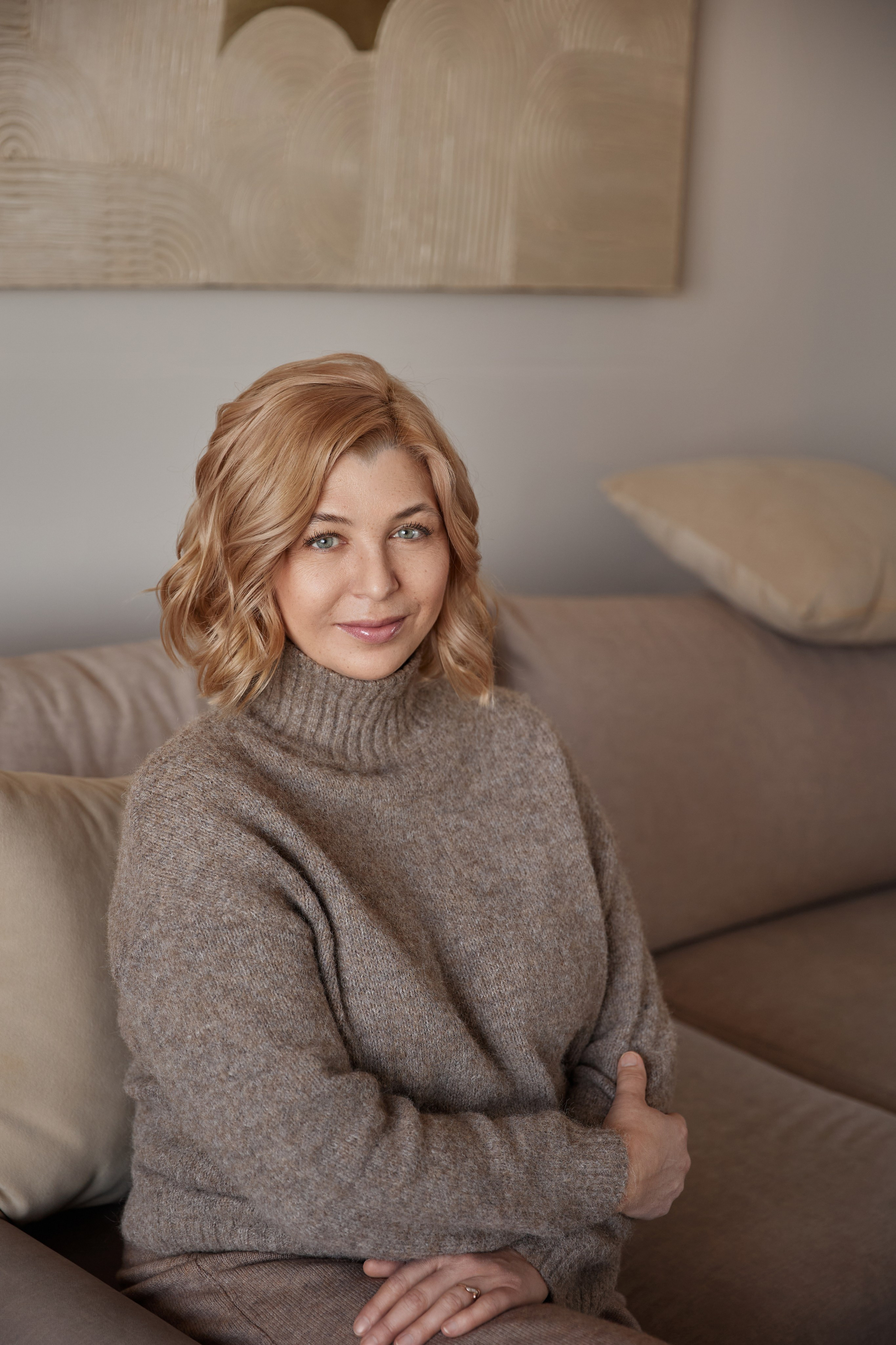 Лера с дочей. Фотограф женского портрета, беременности и материнства Харькова Елена