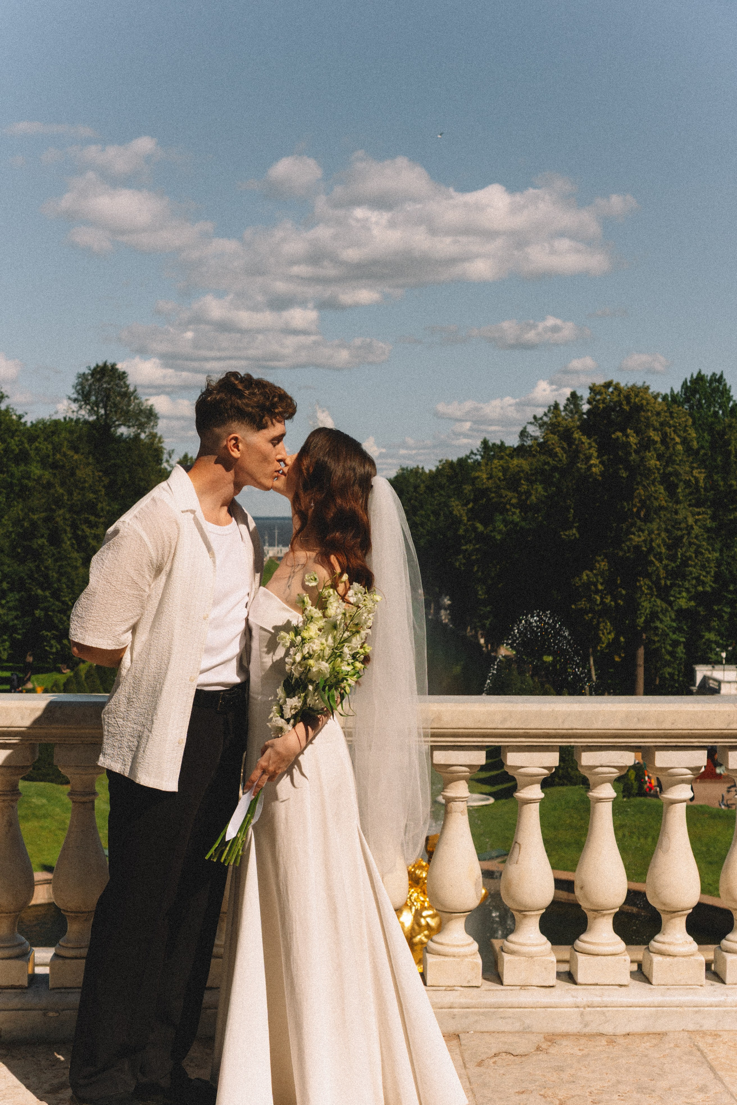 СВАДЕБНАЯ СЬЕМКА В ПЕТЕРГОФЕ И СЬЕМКА РЕПОРТАЖА В ЗАГСЕ ПЕТЕРГОФА. Профессиональный фотограф, Санкт-Петербург — Виктория Богомолова