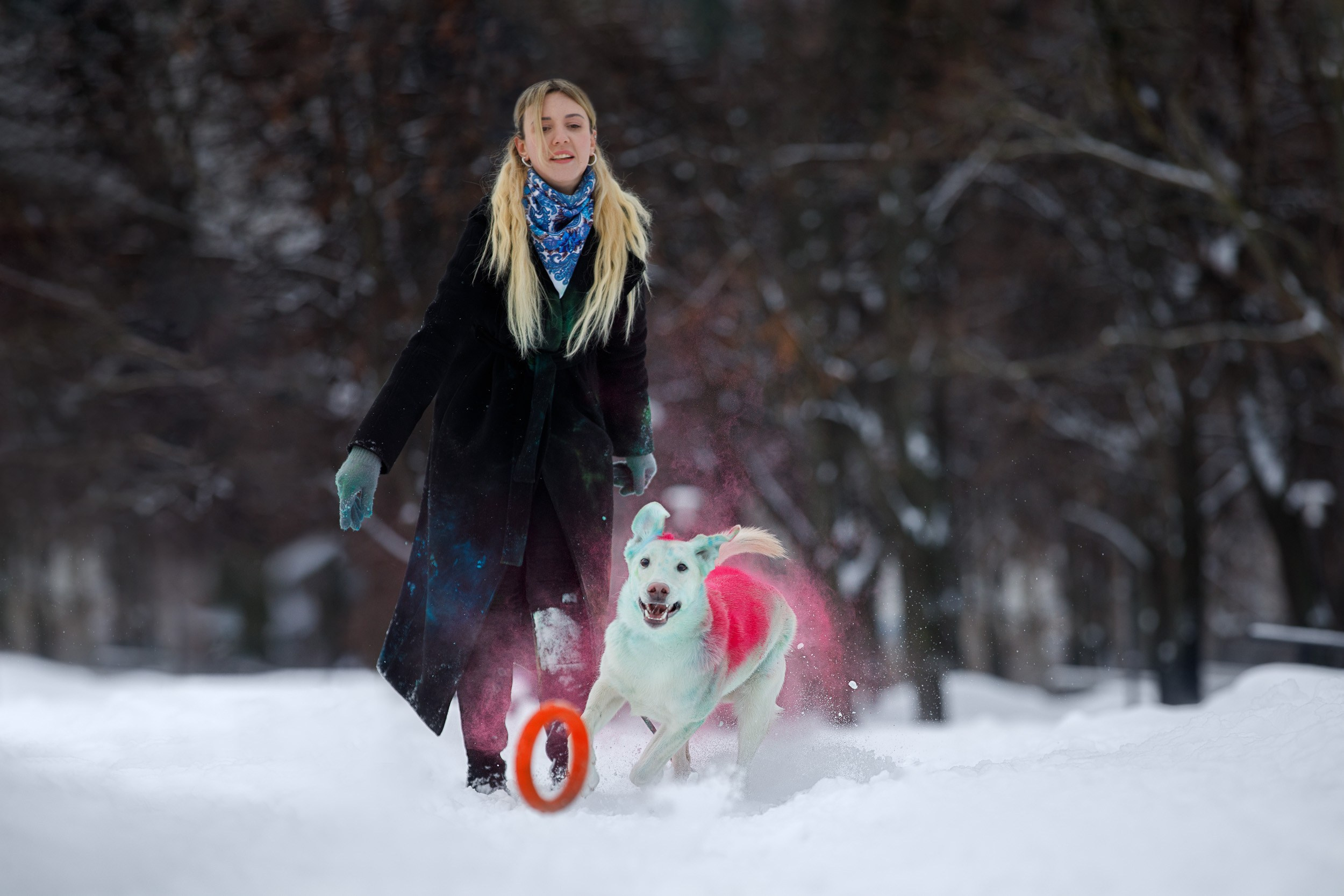 Фотопрогулка с Авророй и Амуром в Гольяново. Фотограф-анималист в Москве и Московской области Татьяна Фролова
