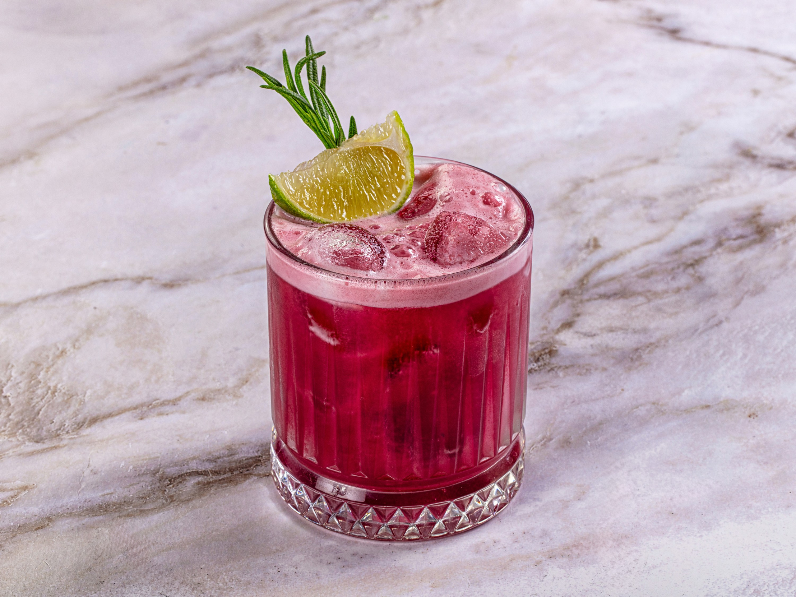 Фотосъемка суши и роллов. Заказ по тел.: +7 (906) 006-90-22. Фуд-фотограф Андрей Старостин — съемка еды в Москве. 9000 руб. в час