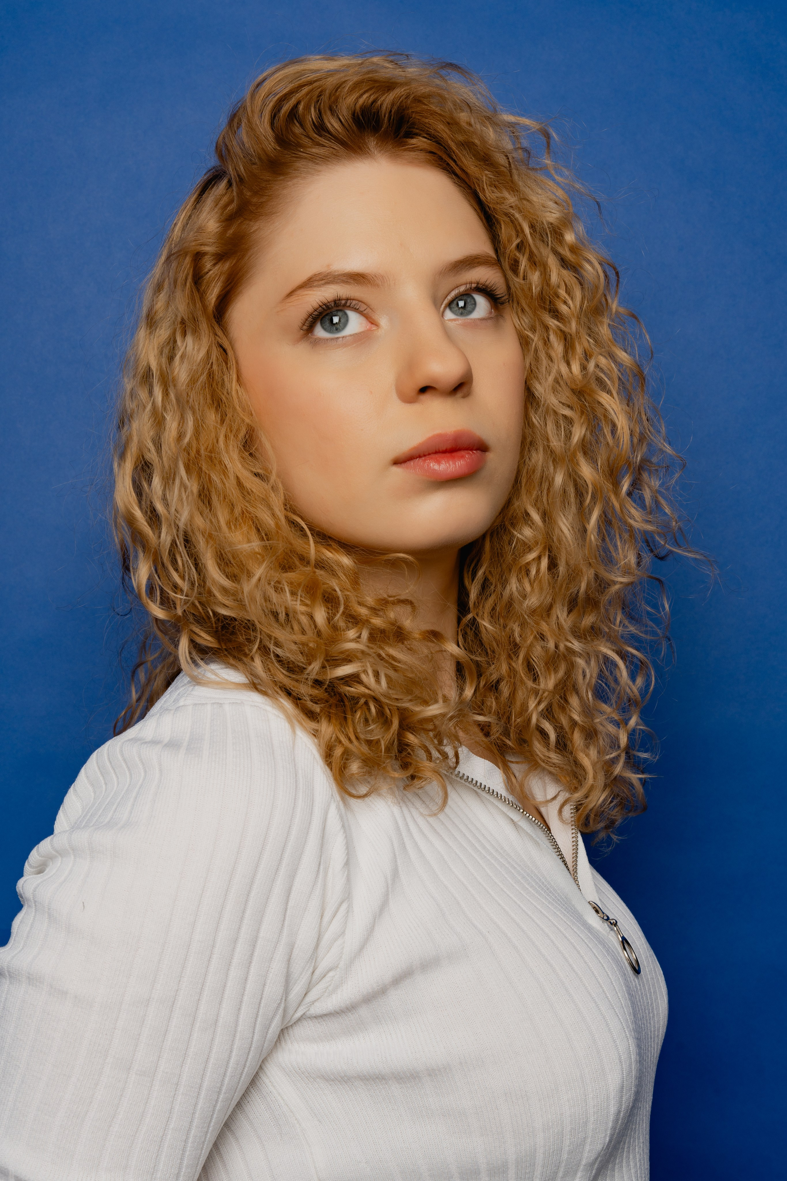 Алла. Виктория Саханкова — портретный и семейный фотограф в Москве