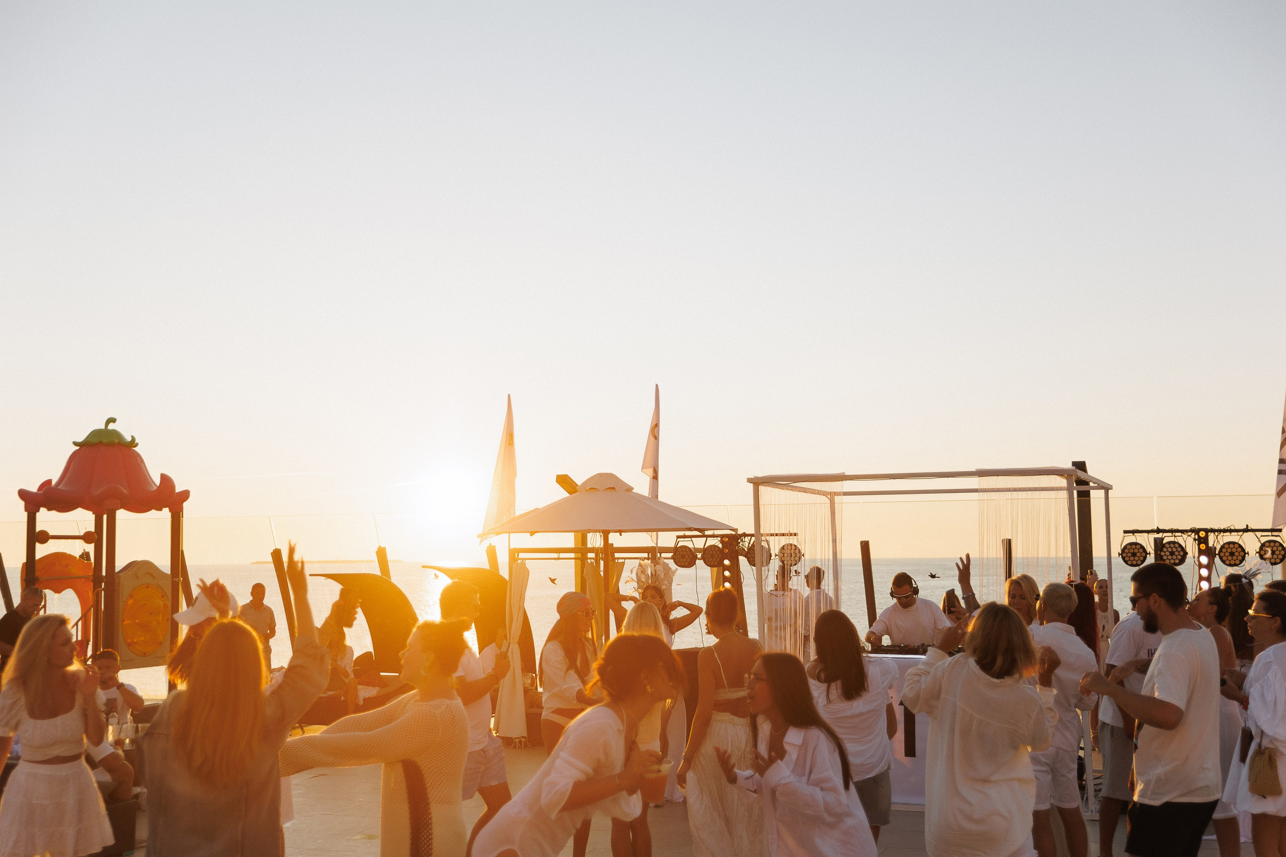 White Party. Свадебный и репортажный фотограф Калининград