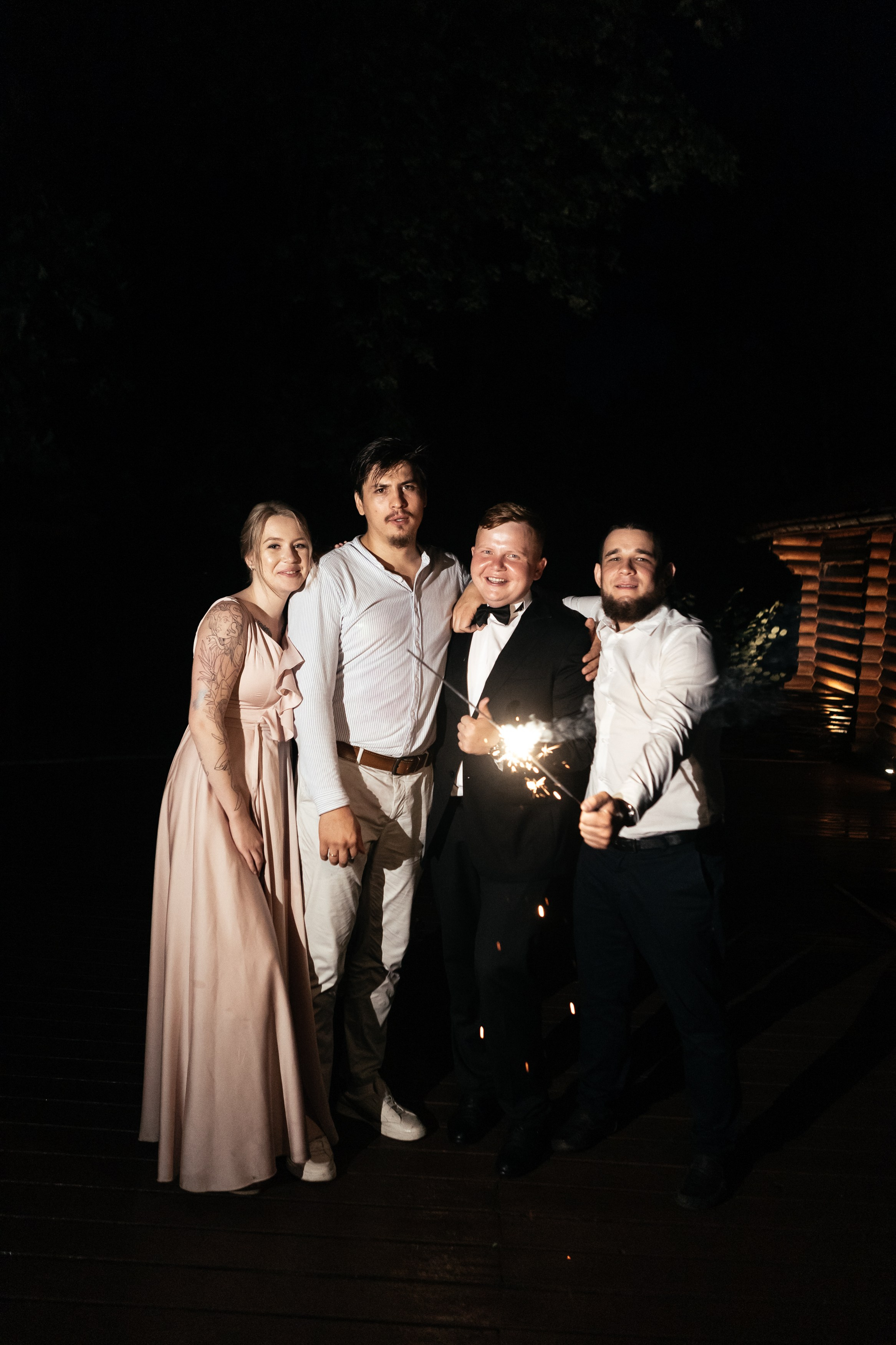 Свадебный фотограф Уфа — Руслан ГабдлисламовЖивые эмоции, красивые кадры, воспоминания на всю жизнь.Работаю по всей Республике Башкортоста. Свадебный фотограф Уфа Руслан Габдлисламов