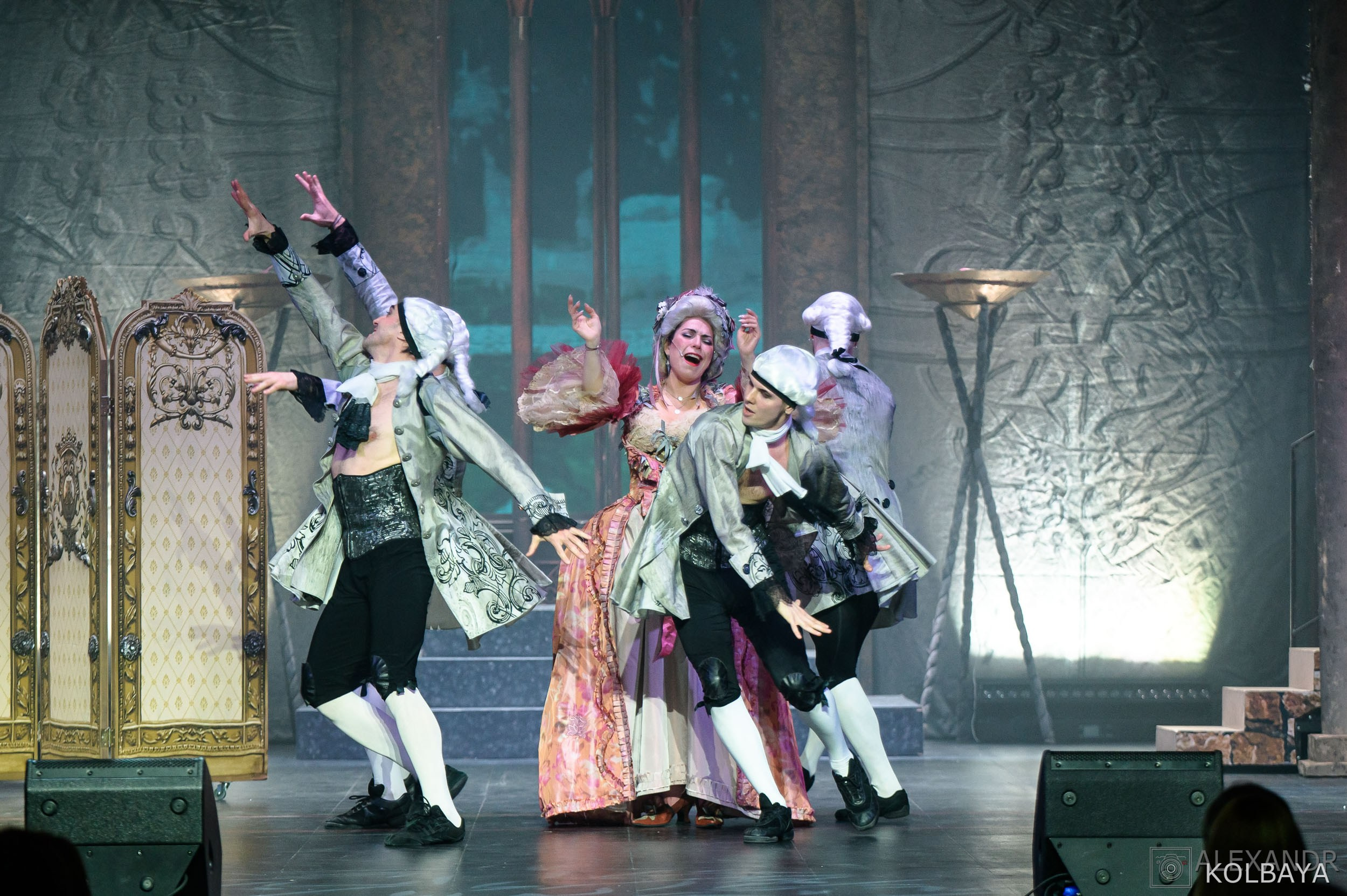 Опасные связи. Концертный и театральный репортажный фотограф в Москве Александр Колбая