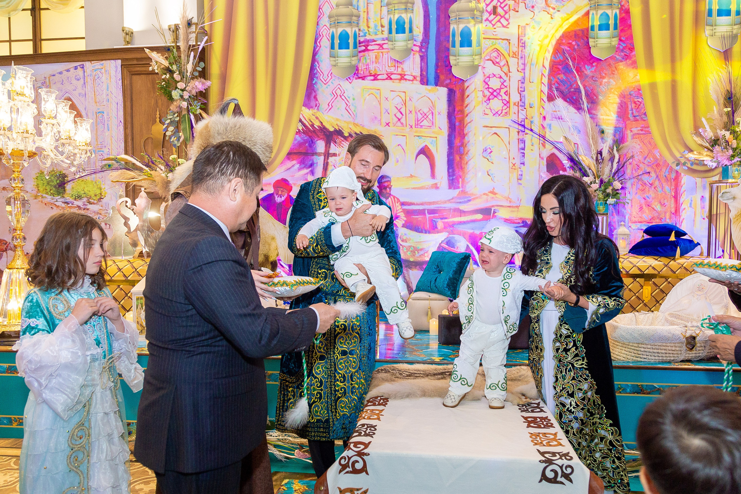 Лео и Давид годик. Свадебный фотограф в Алматы Айгерим Верба