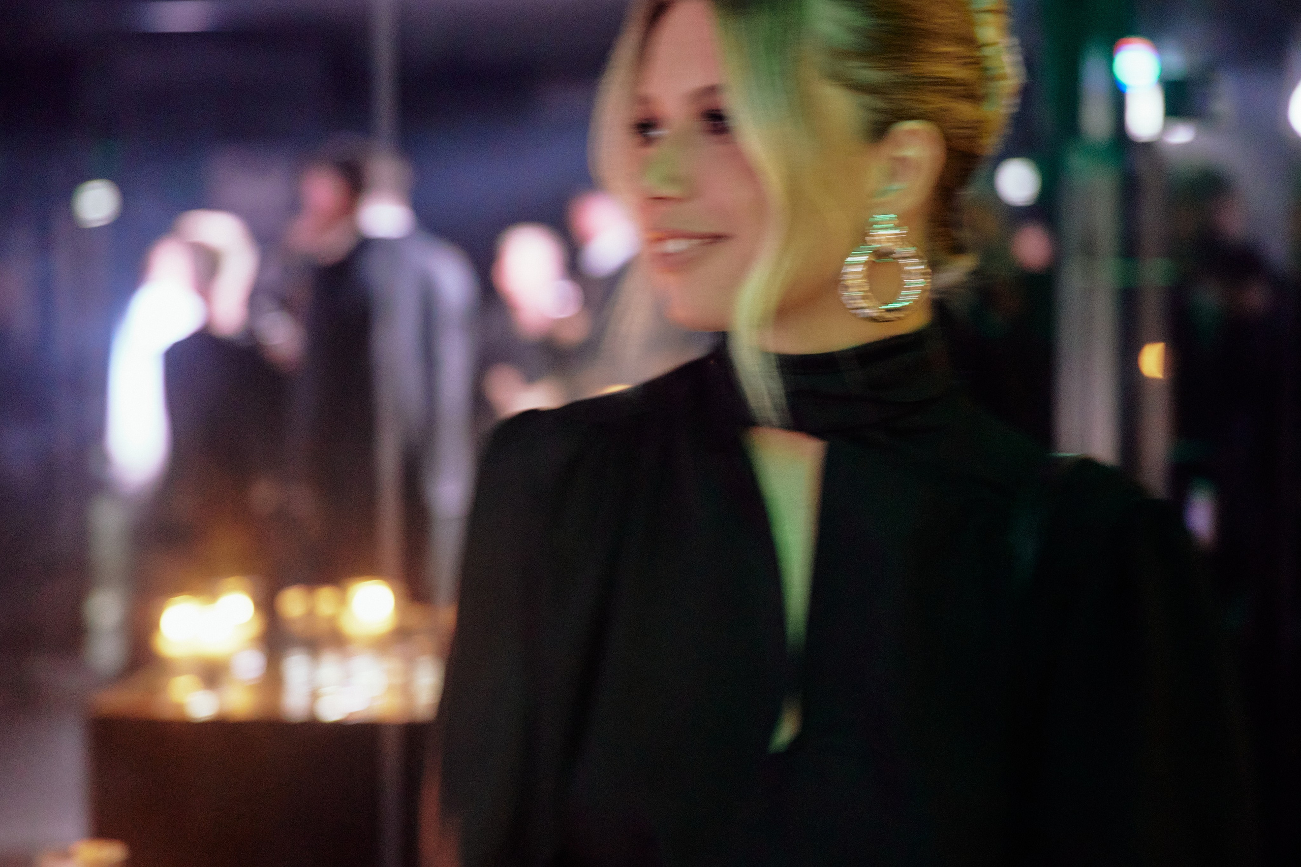 A MIRROR IS ONLY A HEART. Дмитрий Мазуркевич: Профессиональный Репортажный Фотограф