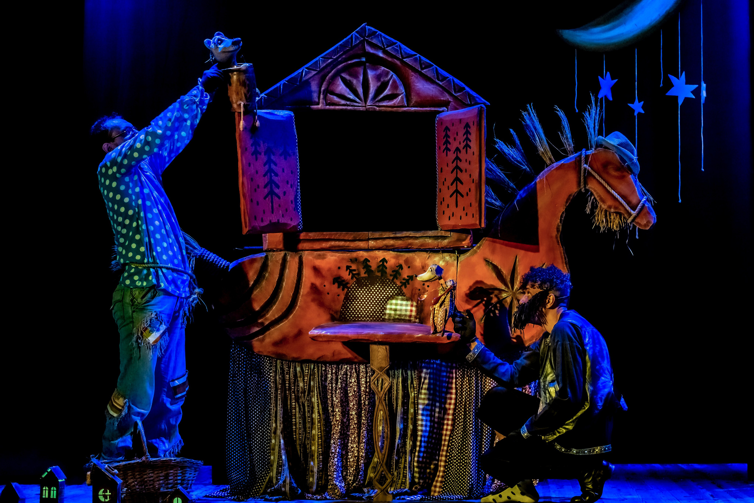 Лапотные сказки спектакль театра Саквояж. Фотограф в Сочи Юрий Шептаев