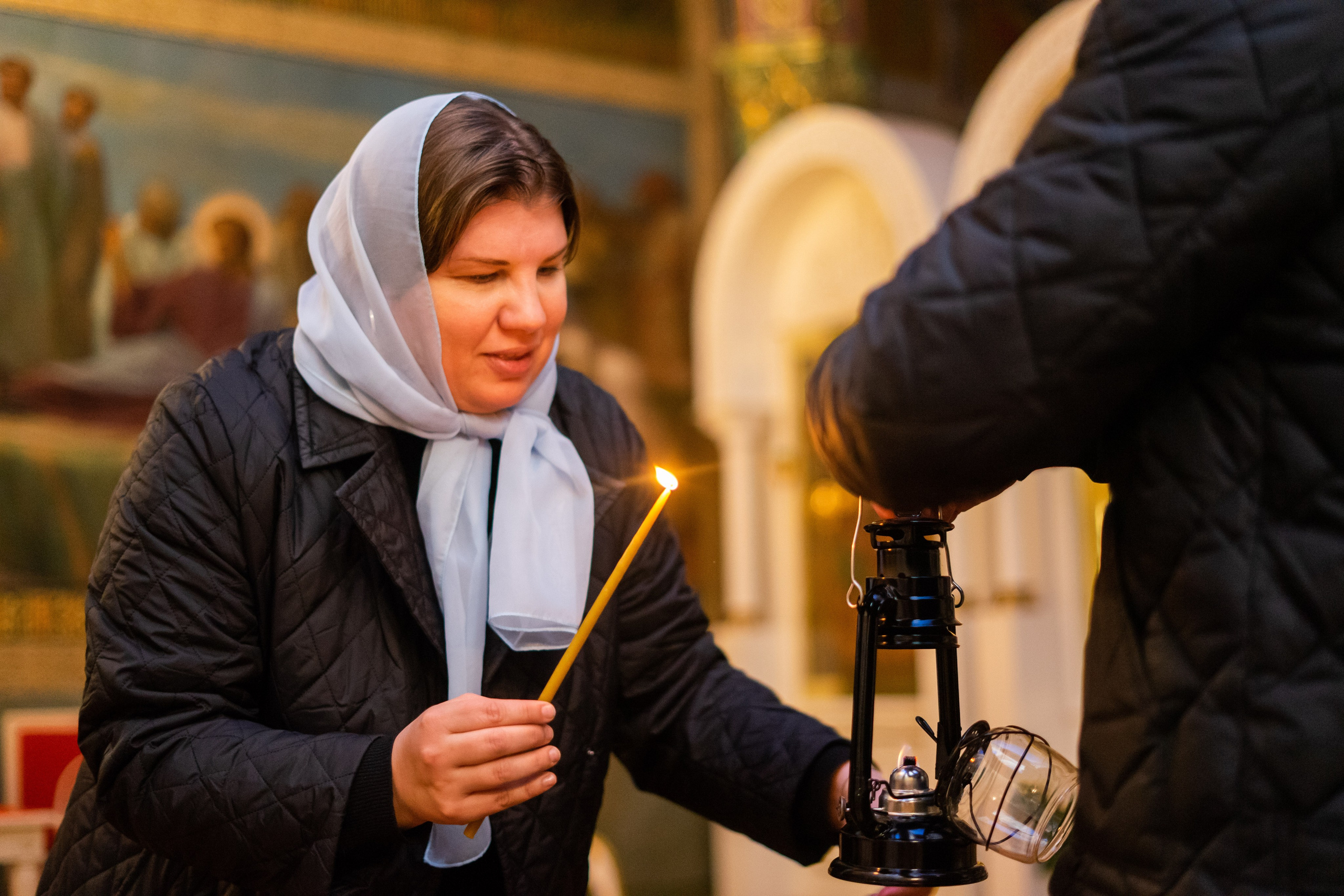 Передача благодатного огня. ДМИТРИЙ ХОРУНЖИЙ — репортажный фотограф, видеограф СПБ