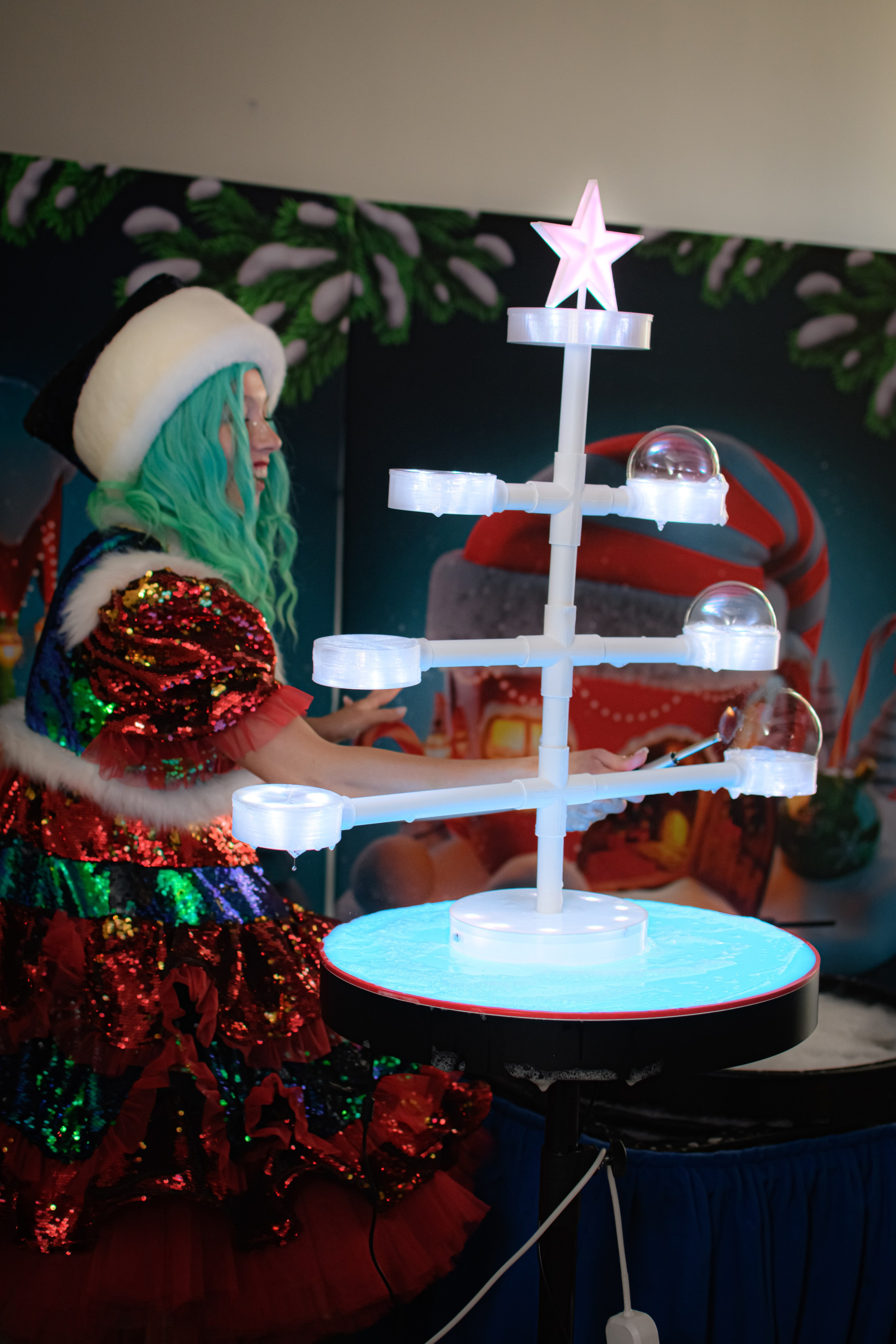 HAPPY NEW YEAR. Photokarish