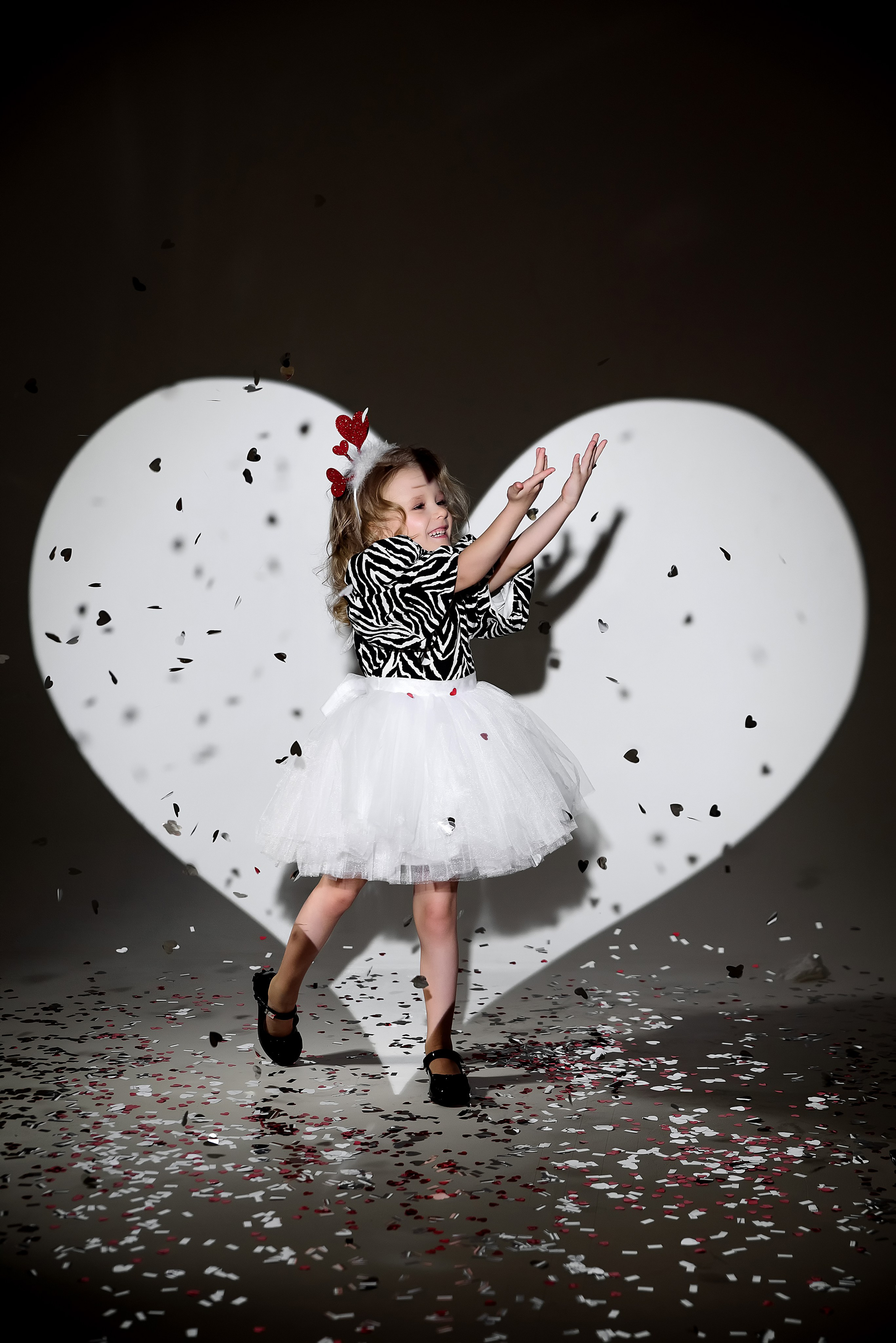 Детская фотосессия в студии на День Рождения. Фотограф в Москве Lidiya_Li_Photo