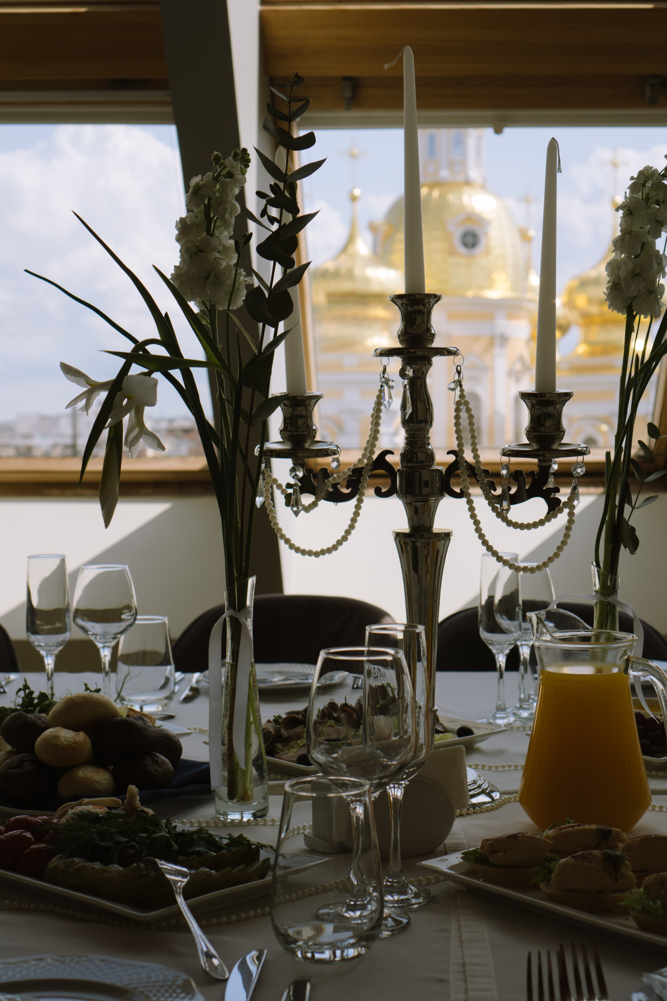 СВАДЕБНЫЙ БАНКЕТ НА ВЛАДИМИРСКОЙ В САНКТ-ПЕТЕРБУРГЕ (КАМЕРНАЯ СВАДЬБА). Профессиональный фотограф, Санкт-Петербург — Виктория Богомолова