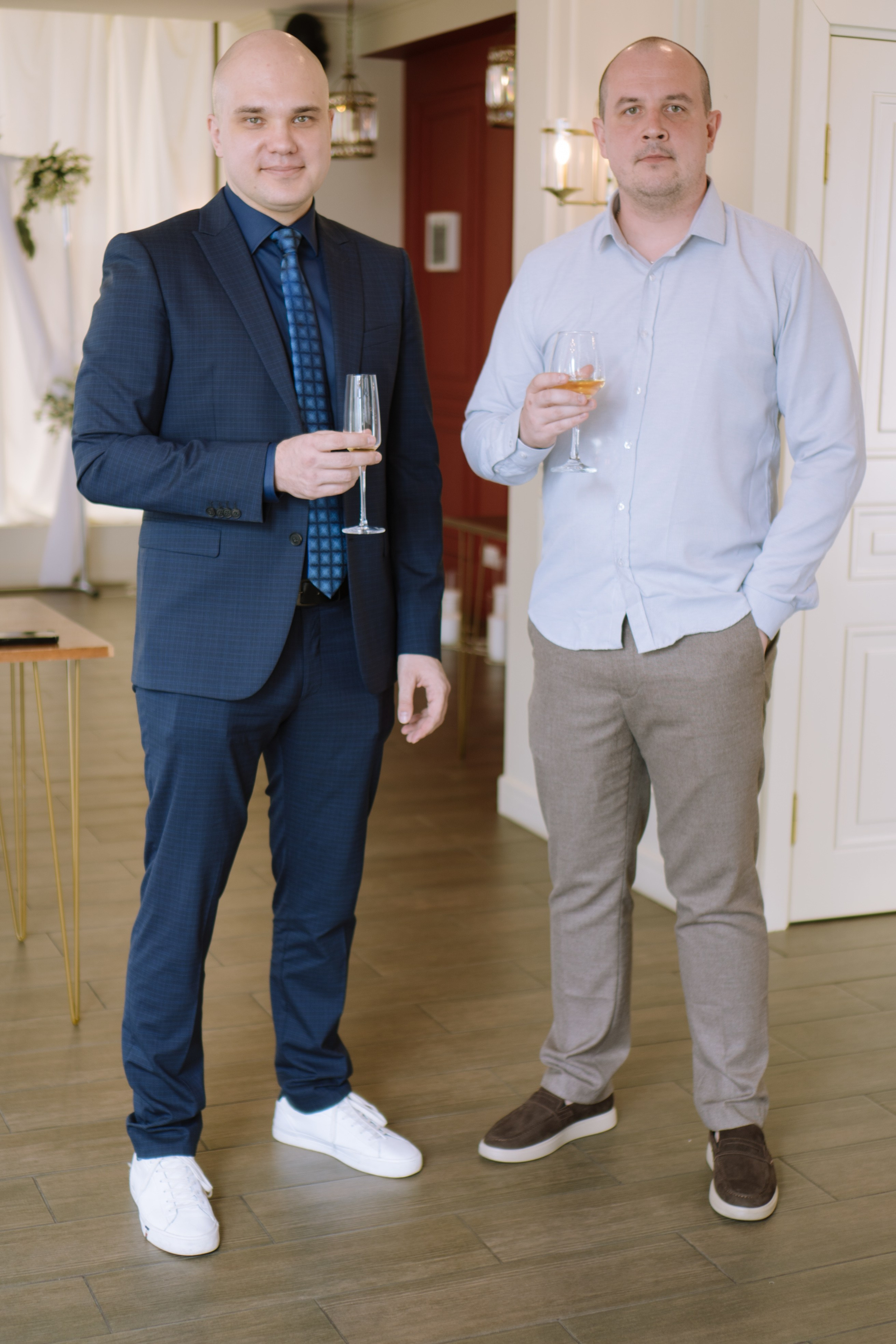 СВАДЕБНЫЙ БАНКЕТ НА ВЛАДИМИРСКОЙ В САНКТ-ПЕТЕРБУРГЕ (КАМЕРНАЯ СВАДЬБА). Профессиональный фотограф, Санкт-Петербург — Виктория Богомолова