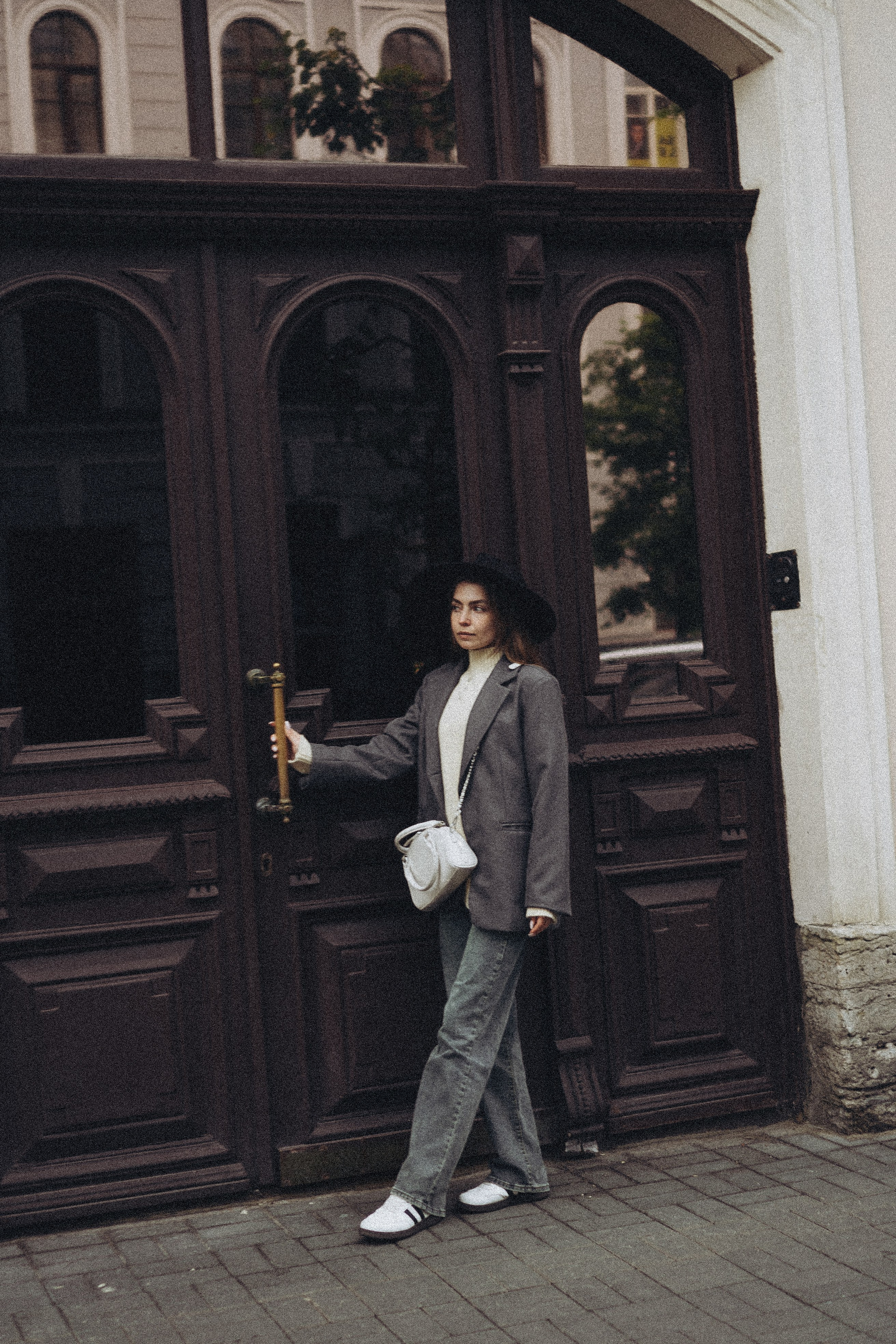 ПРОГУЛКА НА ЧЕРНЫШЕВСКОЙ. Профессиональный фотограф, Санкт-Петербург — Виктория Богомолова