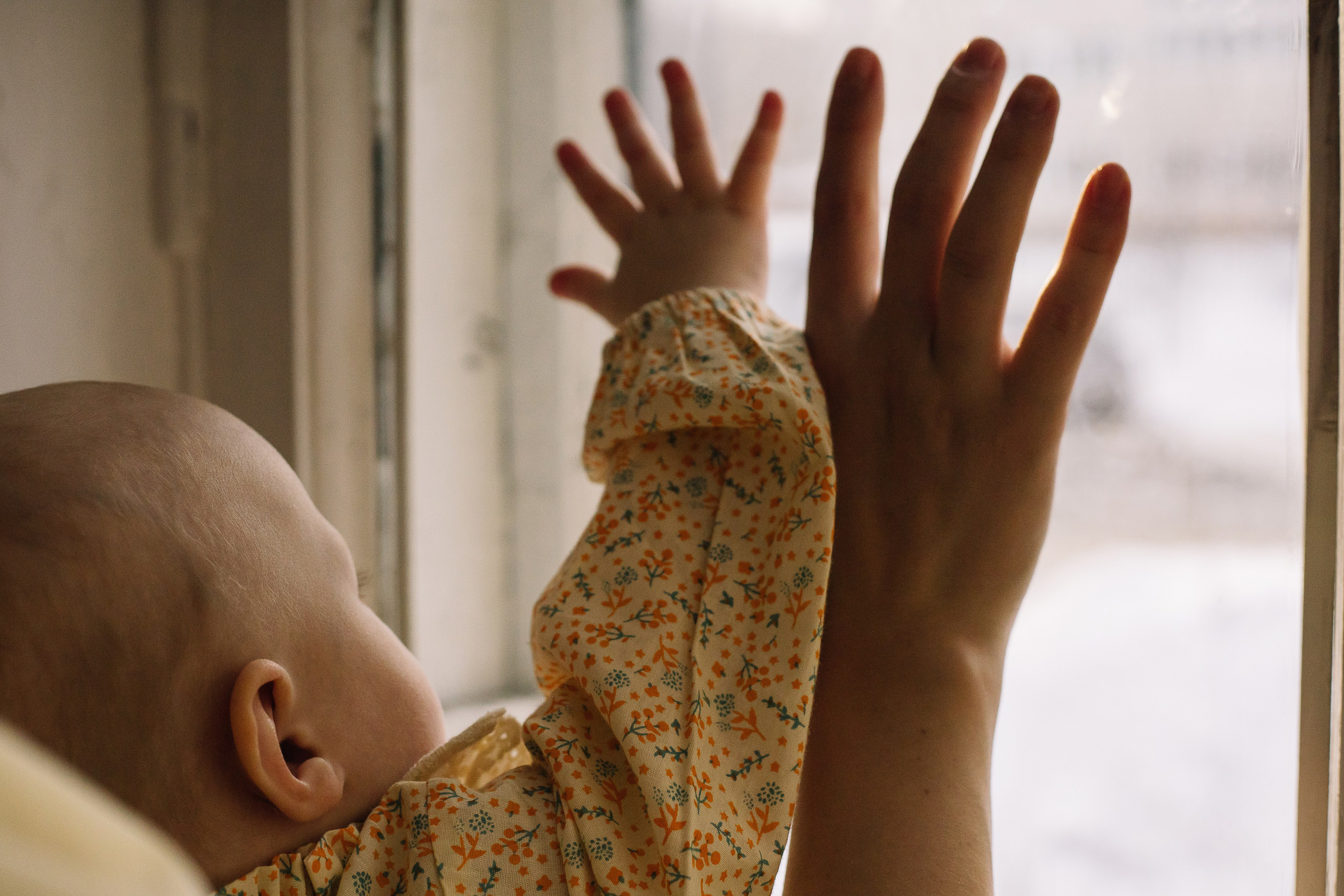 Семейная фотосессия в советской квартире города Томска. Семейный фотограф в Томске Максимова Екатерина