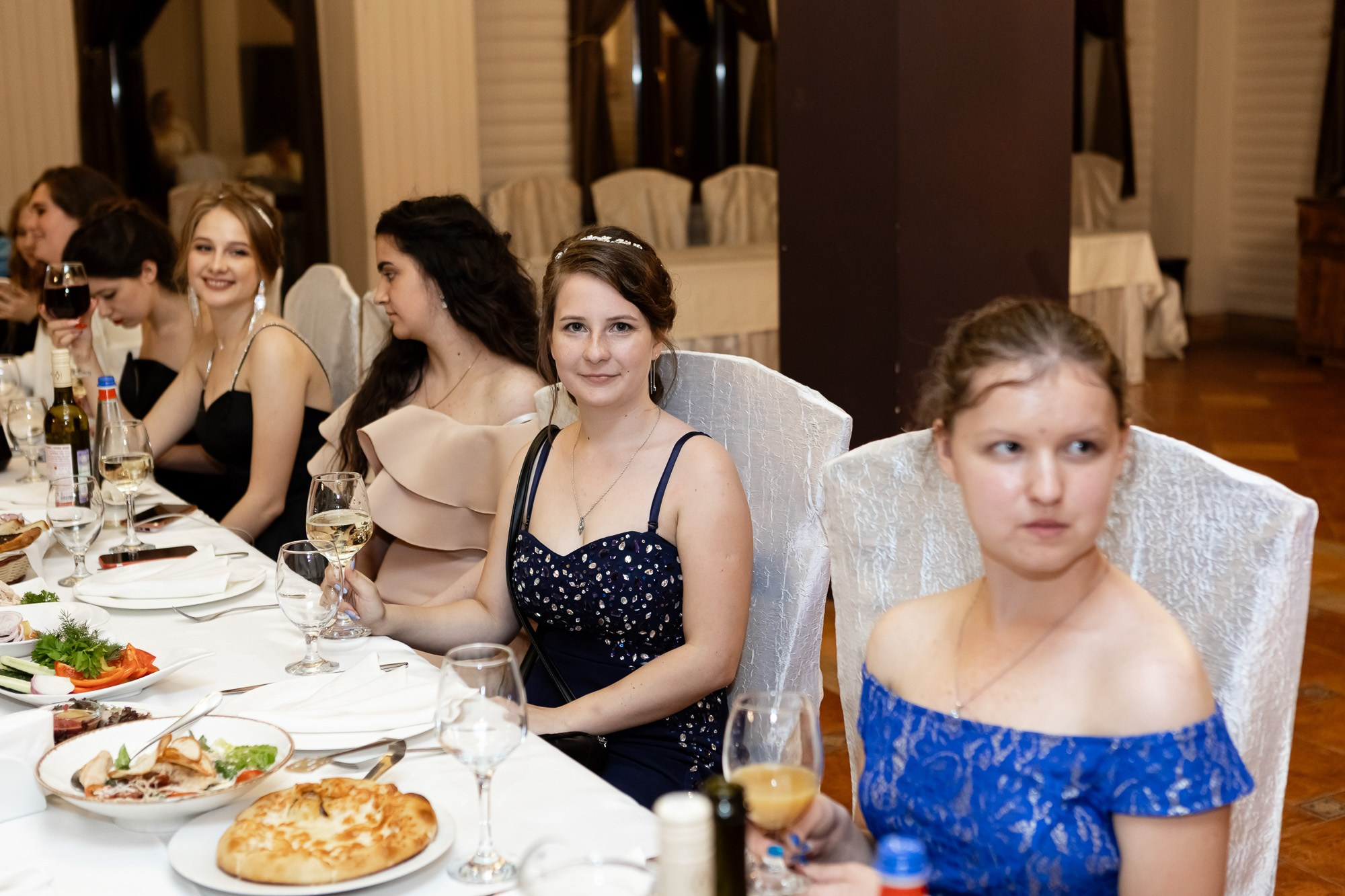 Фотосъёмка выпускного в школе. Свадебный фотограф, фотосъемка в Крыму, Севастополе, Симферополе, Ялте