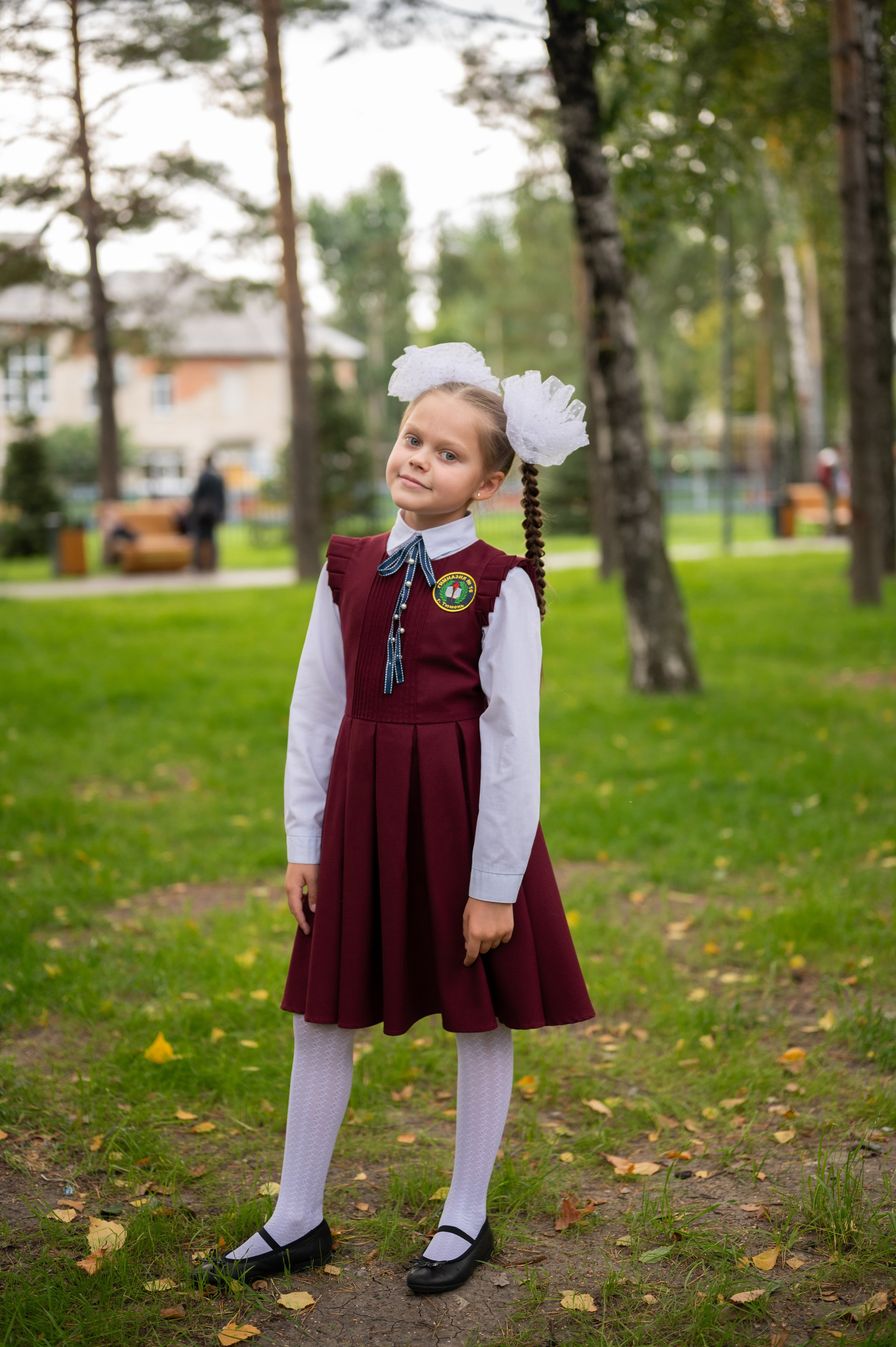 1 сентября 16 гимназия 2 класс (линейка + в классе+ на улице). Фотограф новорожденных, семейный детский в Тюмени Татьяна Морозова