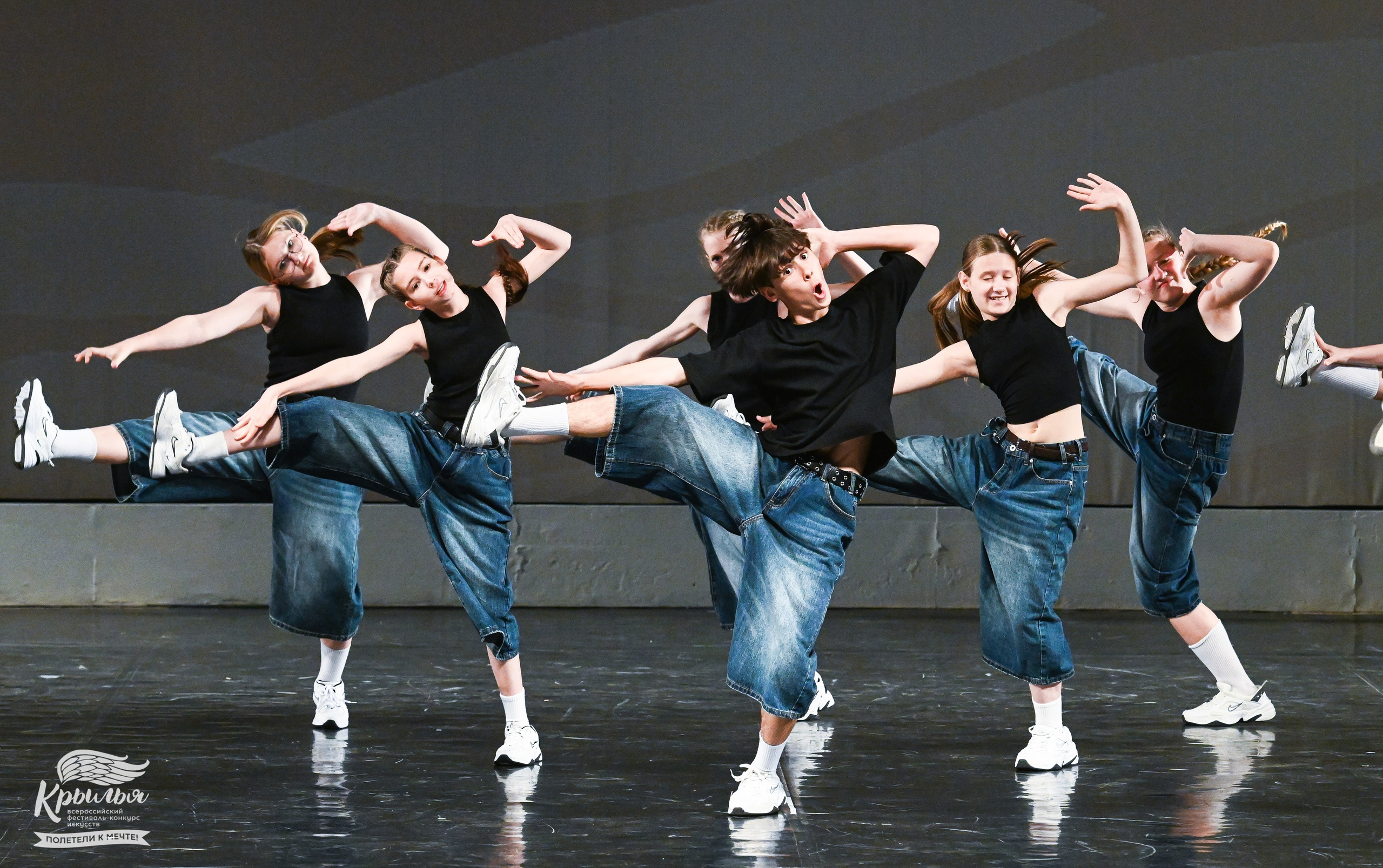 04.06.2025 Всероссийский фестиваль-конкурс искусств «Крылья» г. Санкт- Петербург. Медиастудия Фото Концепт