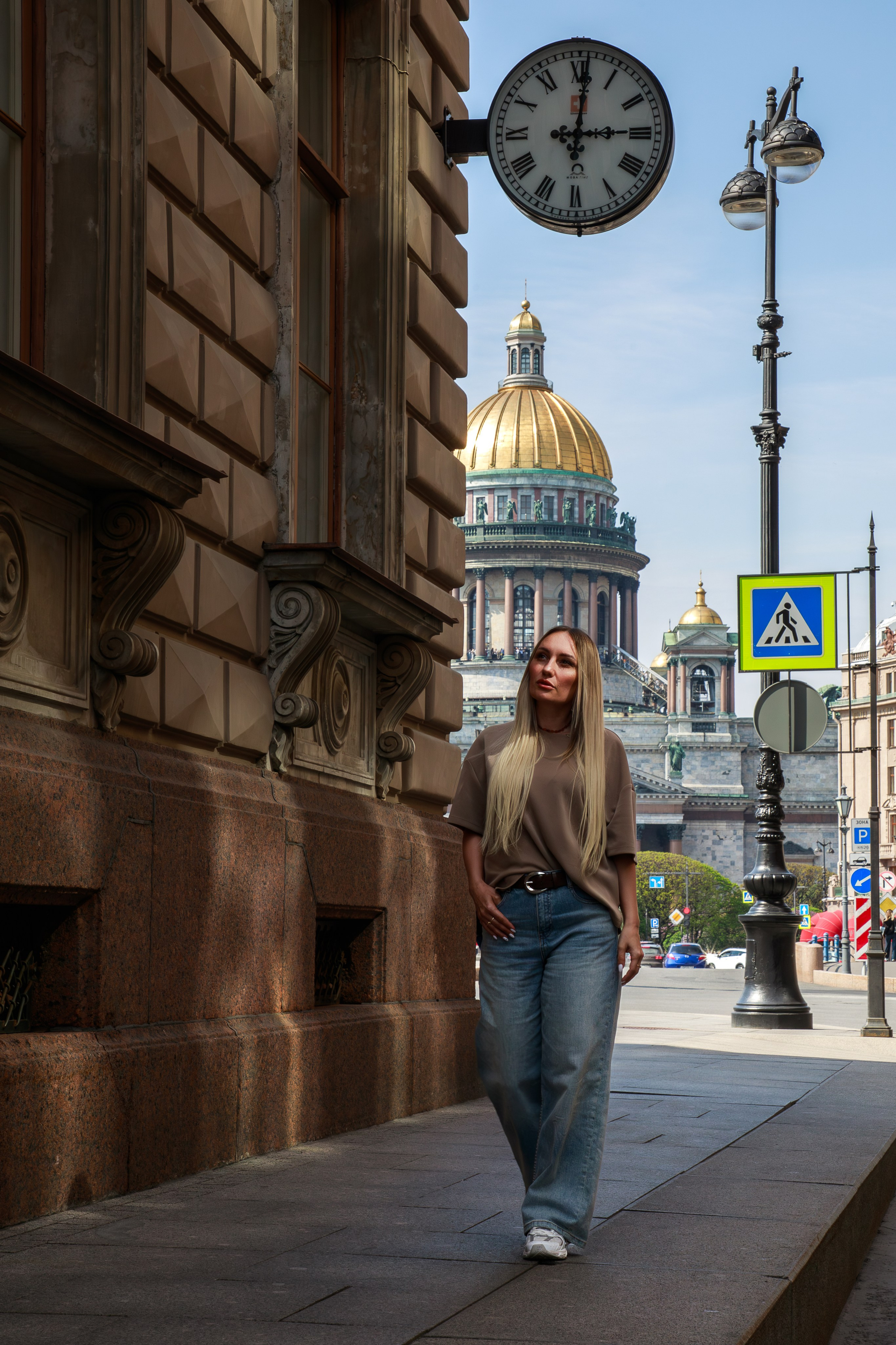 Прогулка у Исаакиевского собора с Анной. Фотограф в Санкт-Петербурге Таня Михайлова