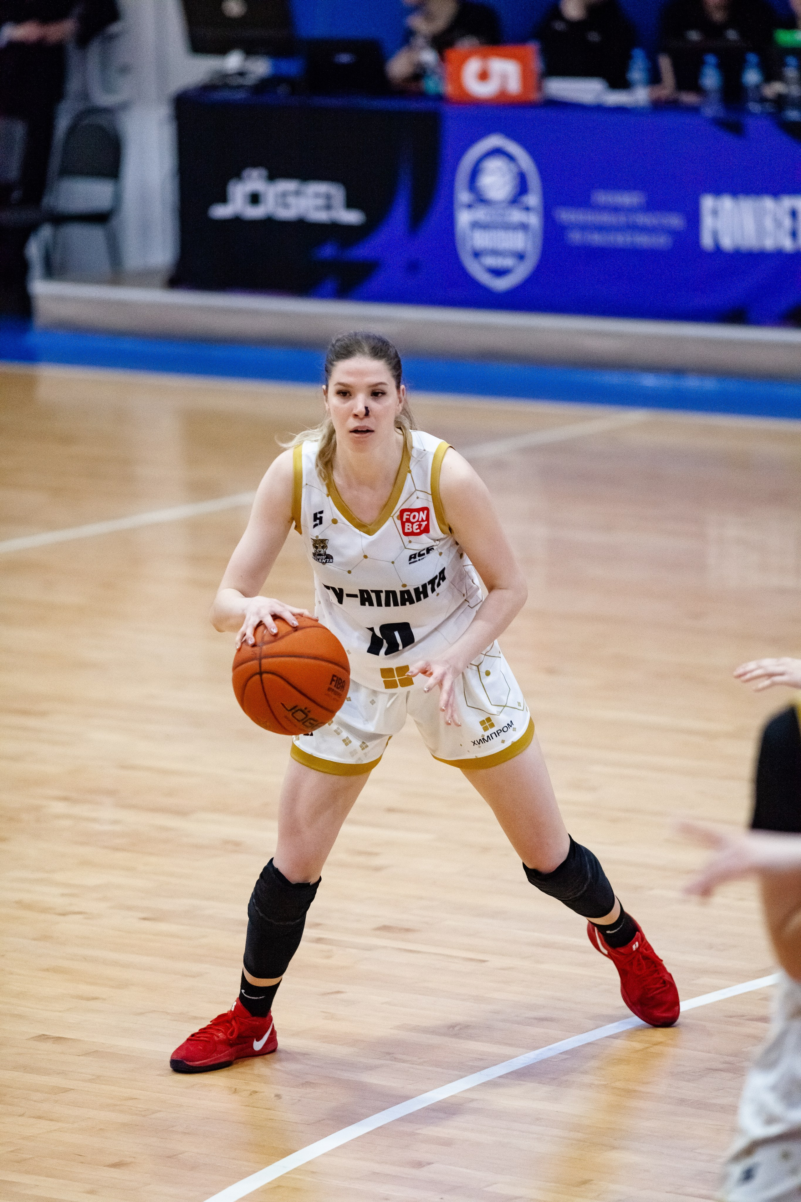 ЧГУ-Атланта — Славянка. Фотография