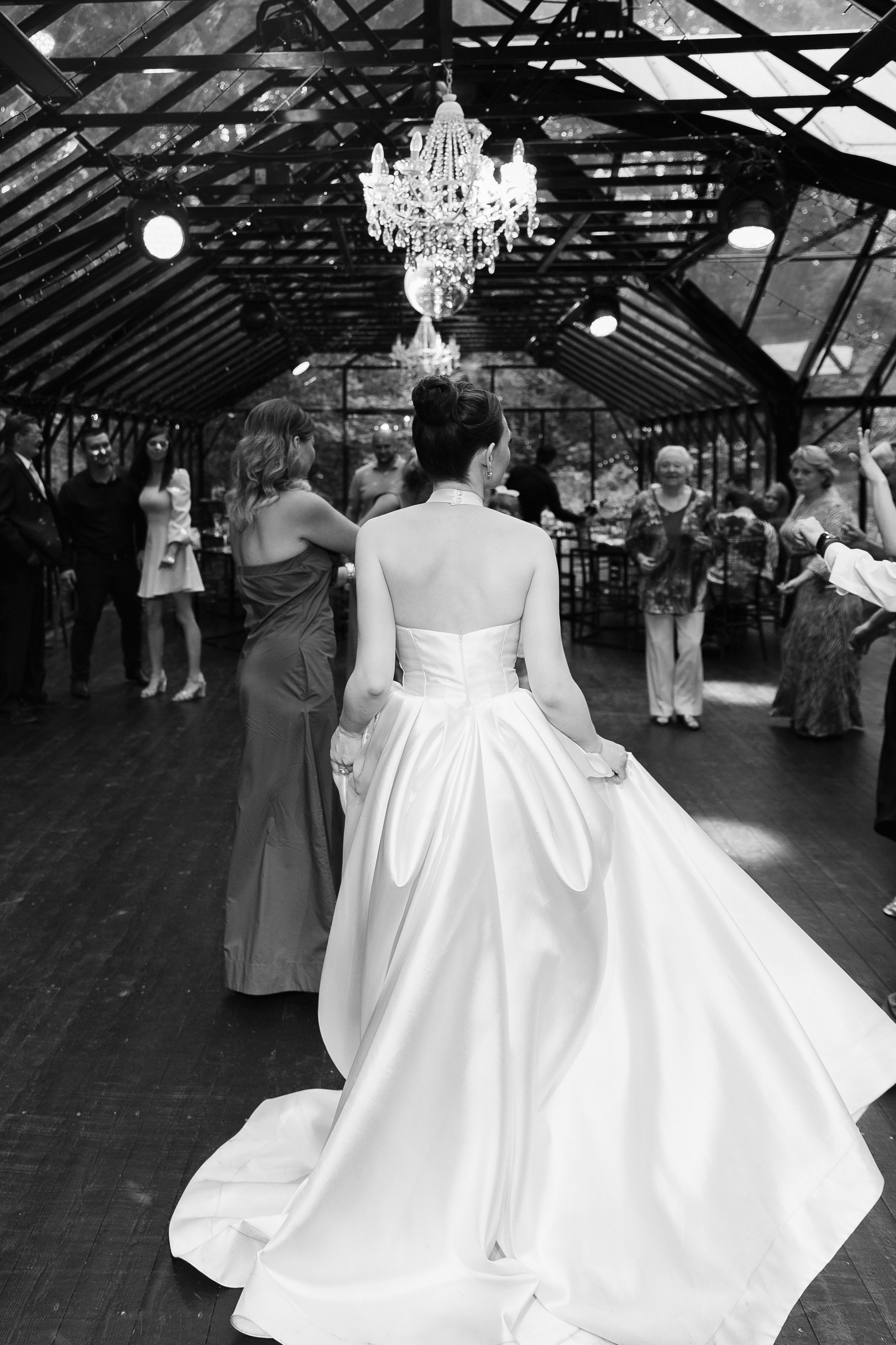 08.08.2024. RETOUCH-HOUSE