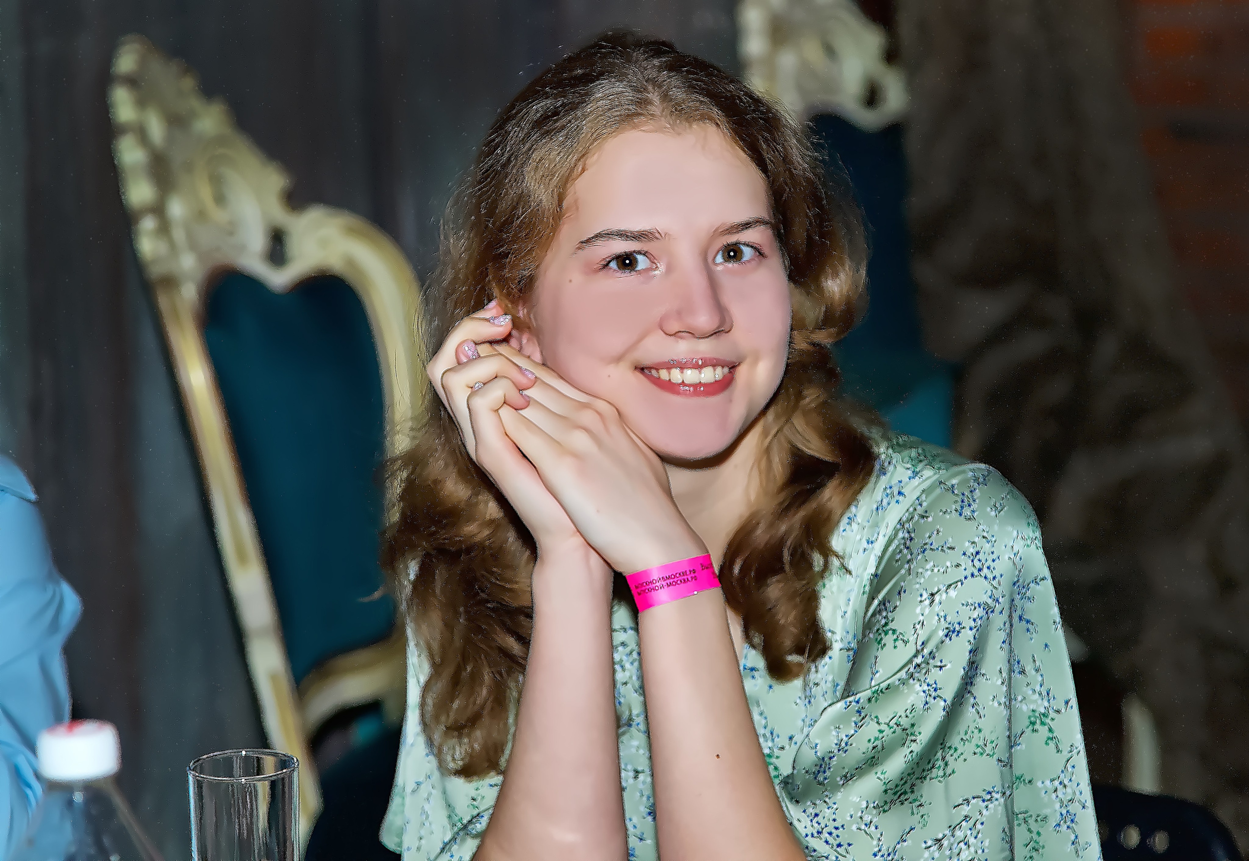 Случайные женские портреты. Репортажная съемка в Москве и области. Анималистика