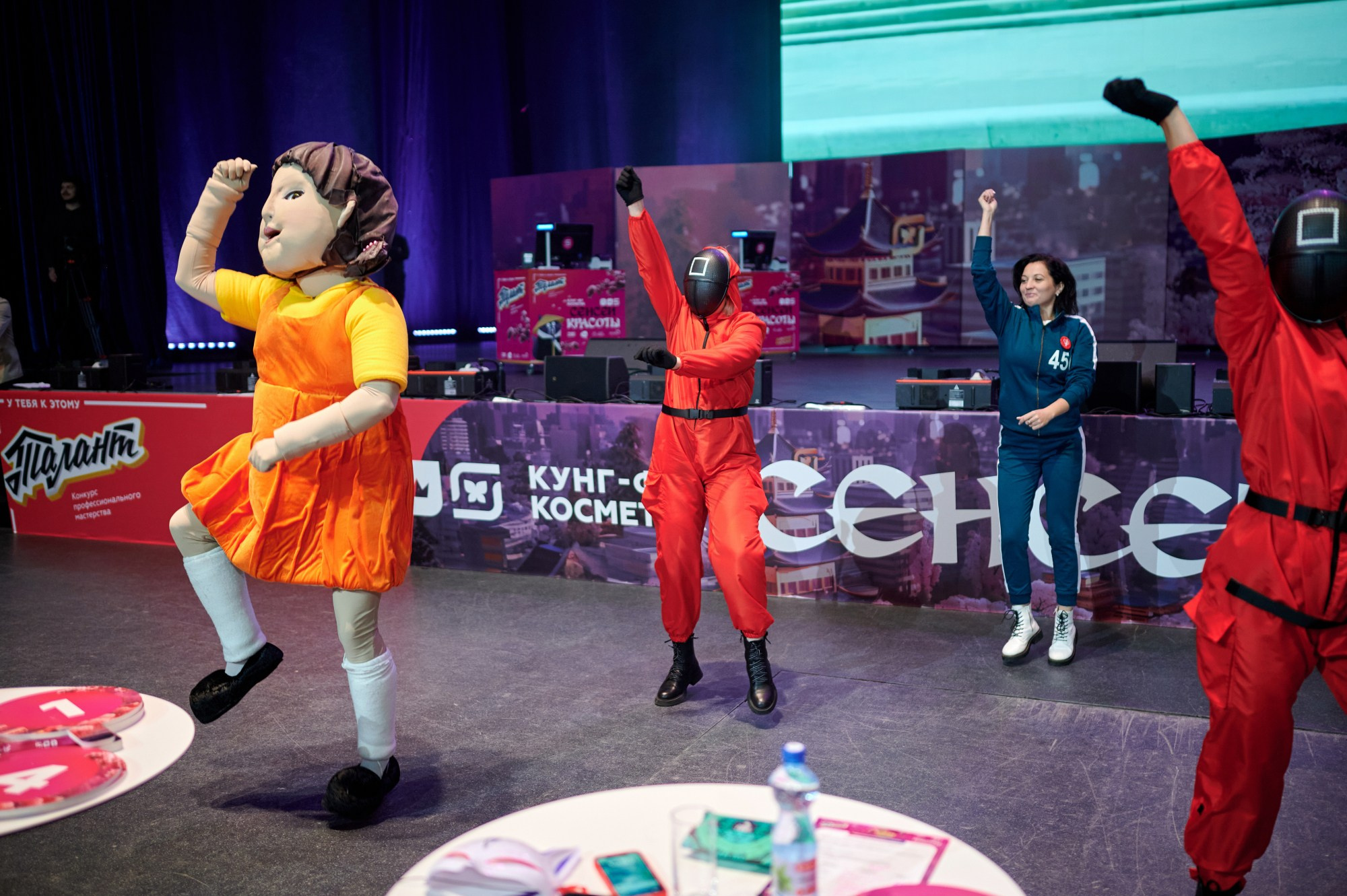 Магнит Косметик — конкурс «Золотой Магазин». Мезенцев Евгений фотограф