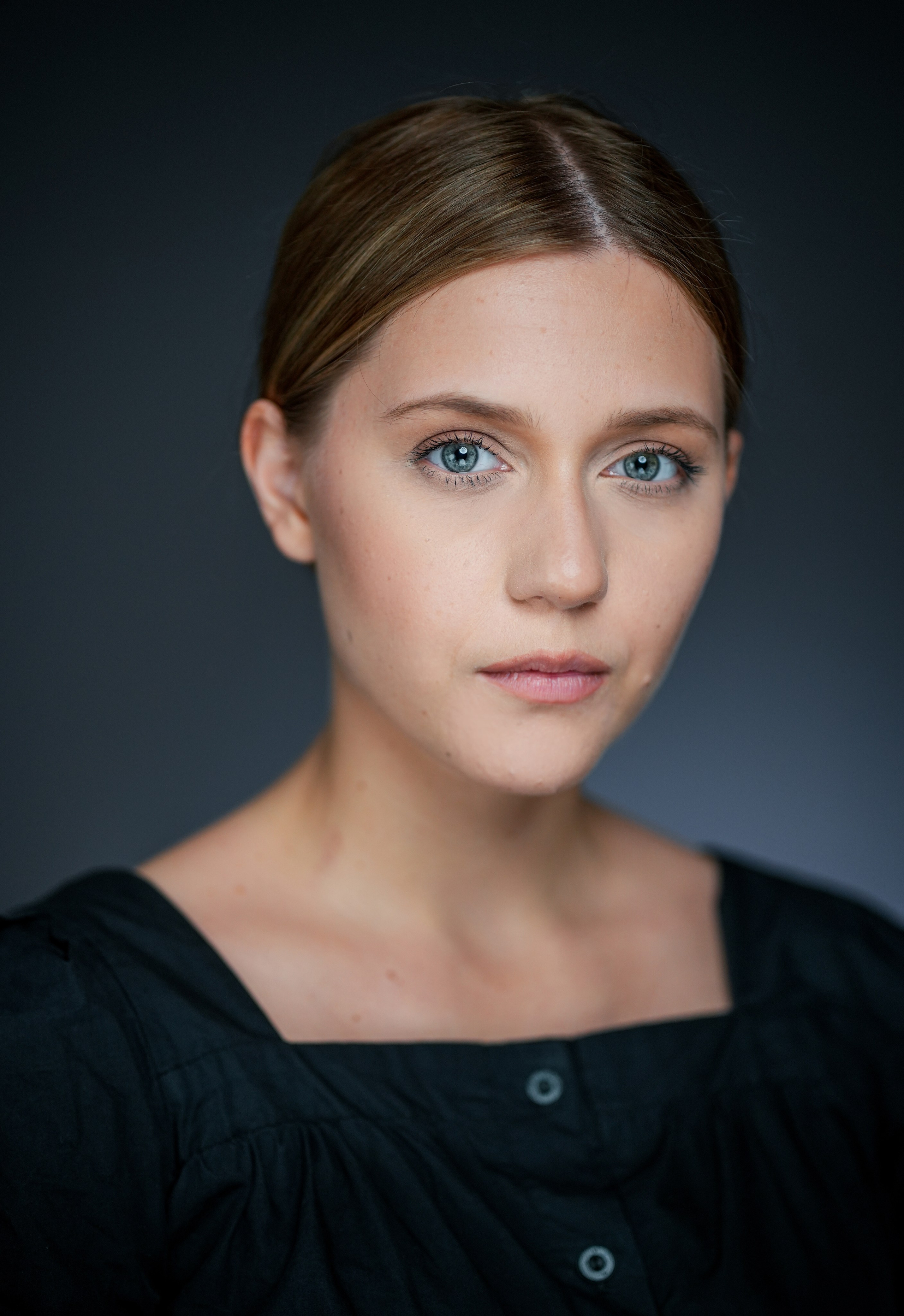 Актриса Женя Макеева. Портретная съемка в Москве, студийный фотограф Игорь Фомин