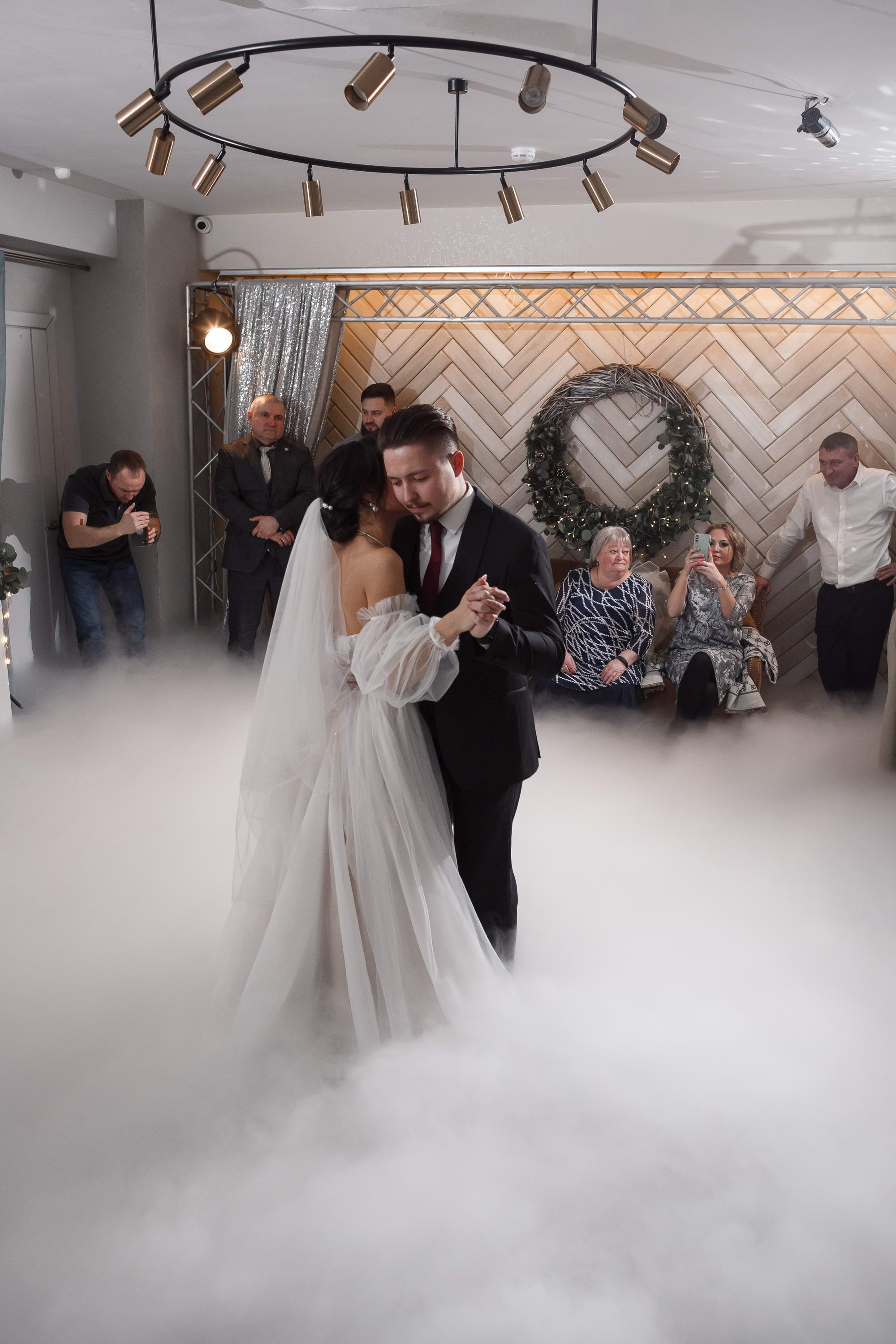 Свадьба зимой. Свадебный фотограф Игорь Брундасов 8PHOTO на свадьбу венчание загс СПб