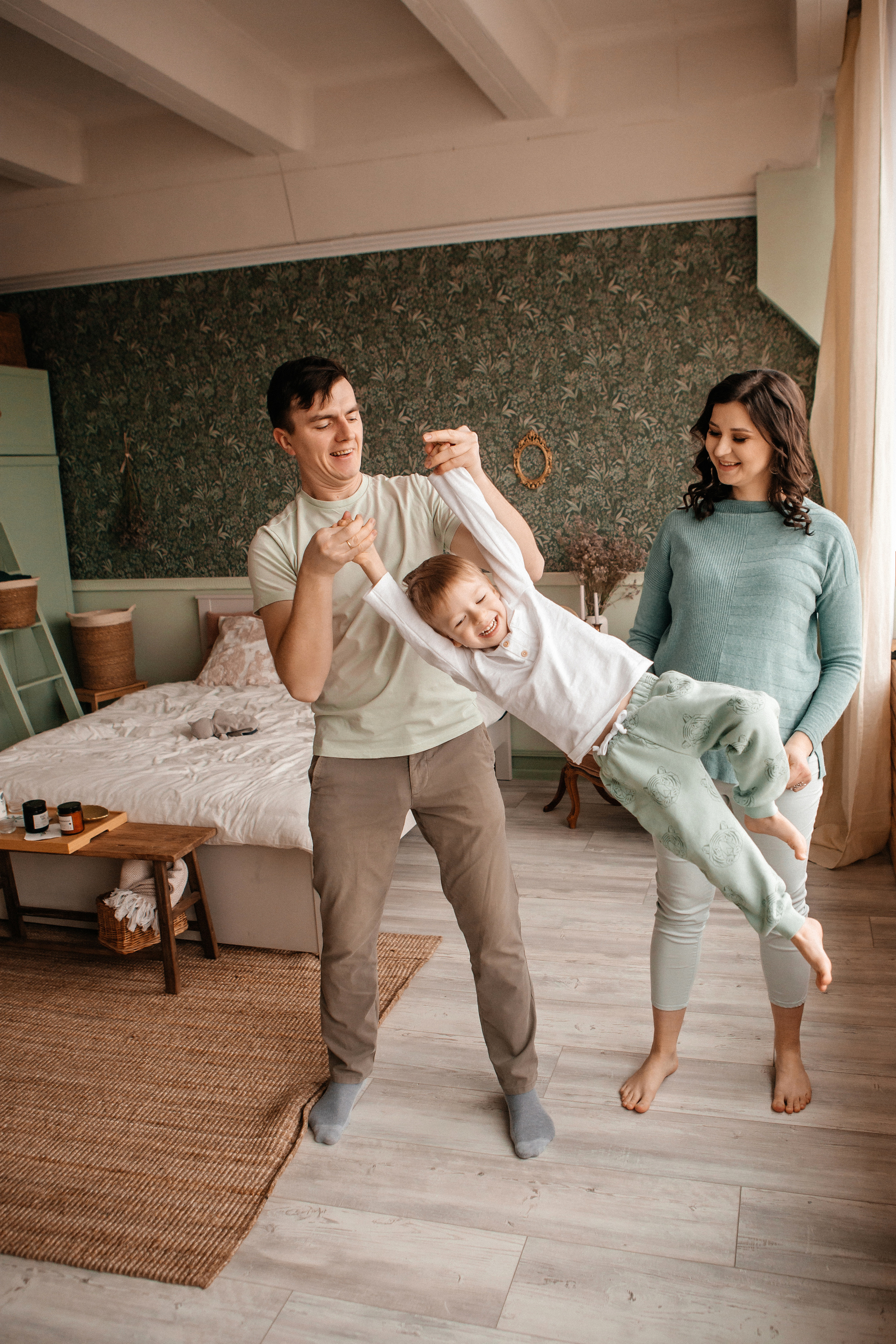 Алёна+Артур=Марк. Семейный фотограф в Минске Саша Павлюк