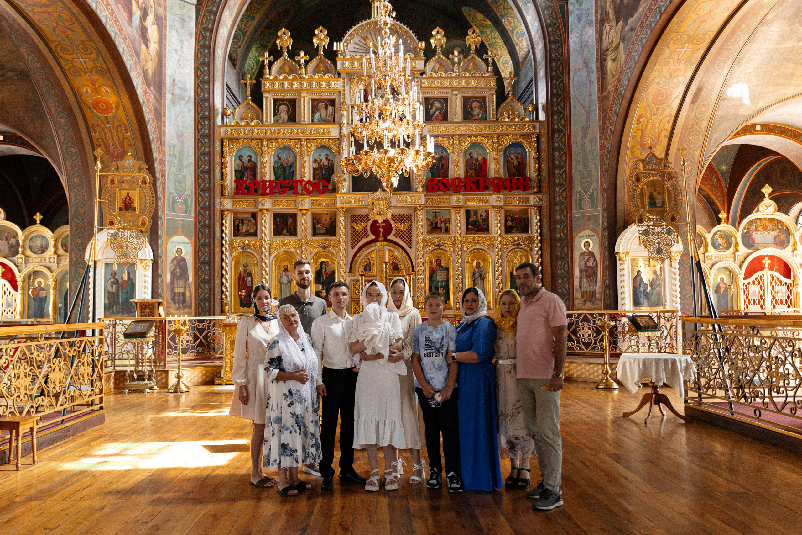 Крещение в Свято-Троицком соборе. Свадебный фотограф и видеограф Краснодар, Ростов, Сочи, Новороссийск