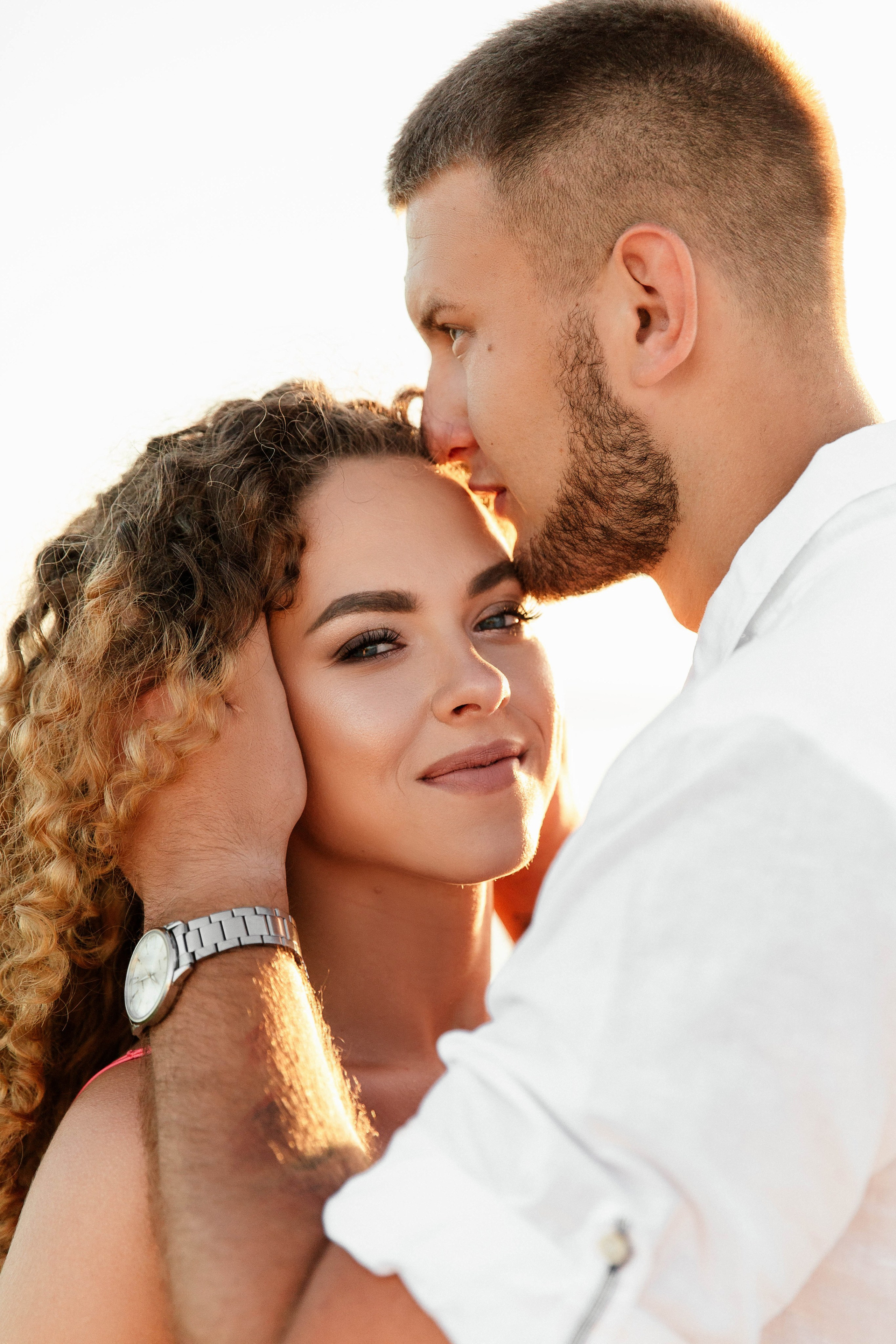 Красивая love story фотосессия на закате у моря. Свадебный фотограф и видеограф Краснодар, Ростов, Сочи, Новороссийск