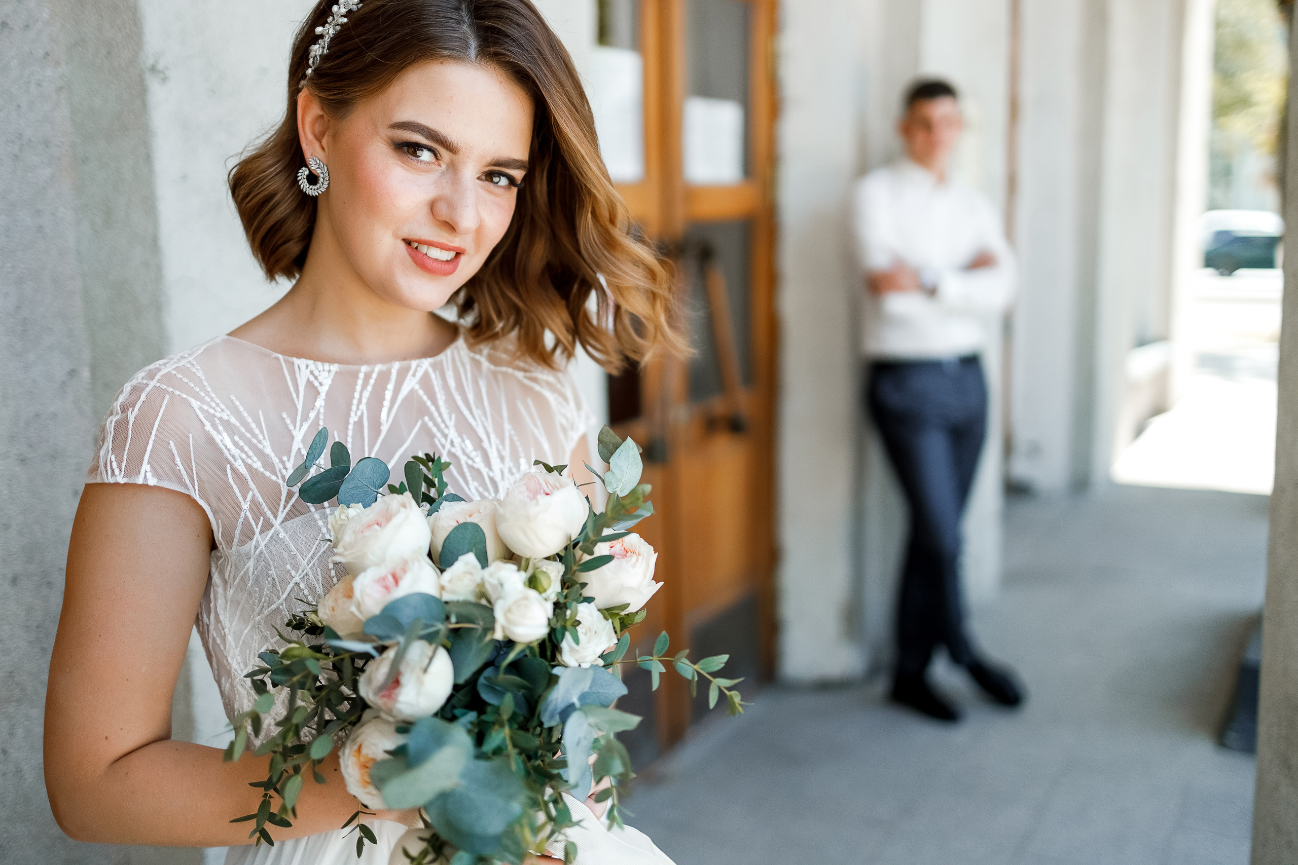 Волнительная свадебная церемония на веранде уютного ресторана. Олег Сверчков | Свадебный фотограф Вологда