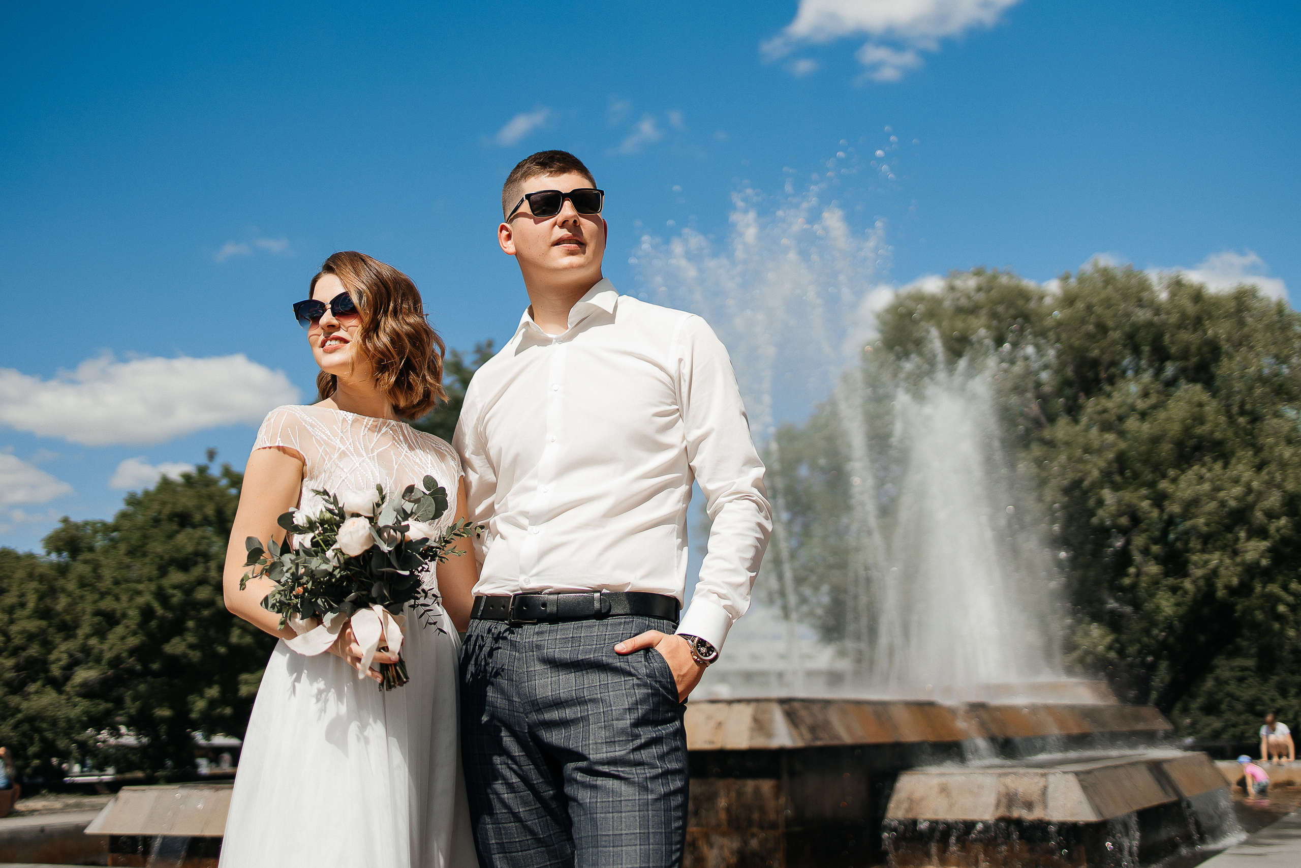 Волнительная свадебная церемония на веранде уютного ресторана. Олег Сверчков | Свадебный фотограф Вологда