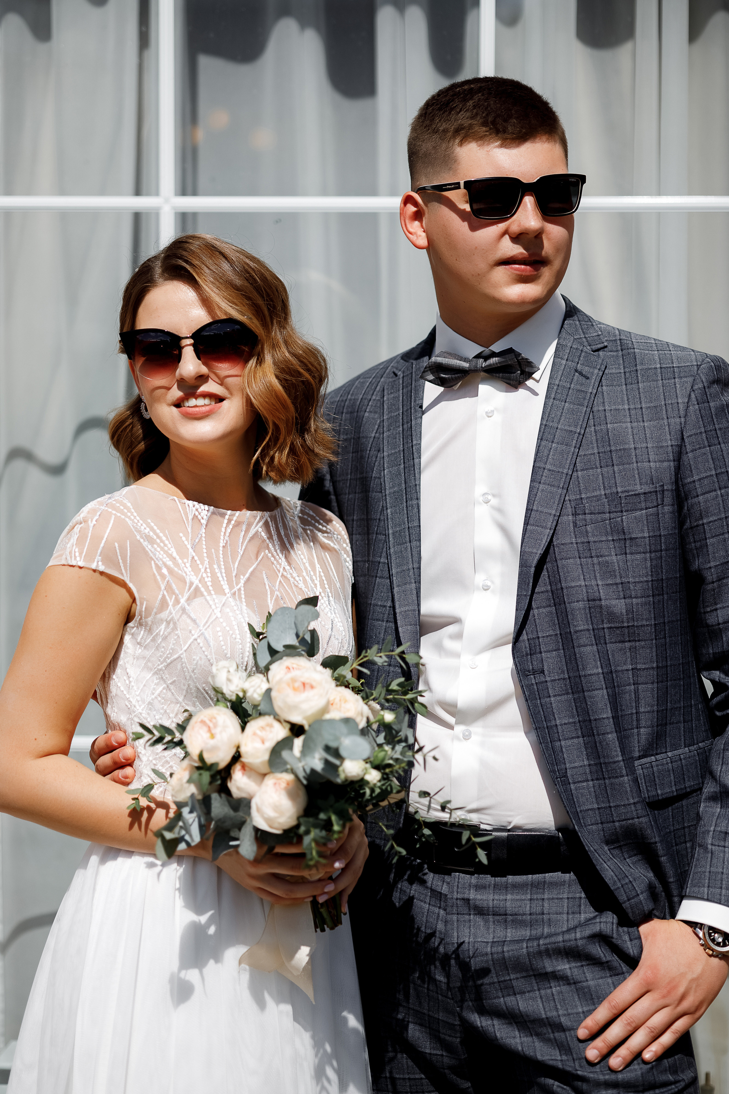 Волнительная свадебная церемония на веранде уютного ресторана. Олег Сверчков | Свадебный фотограф Вологда