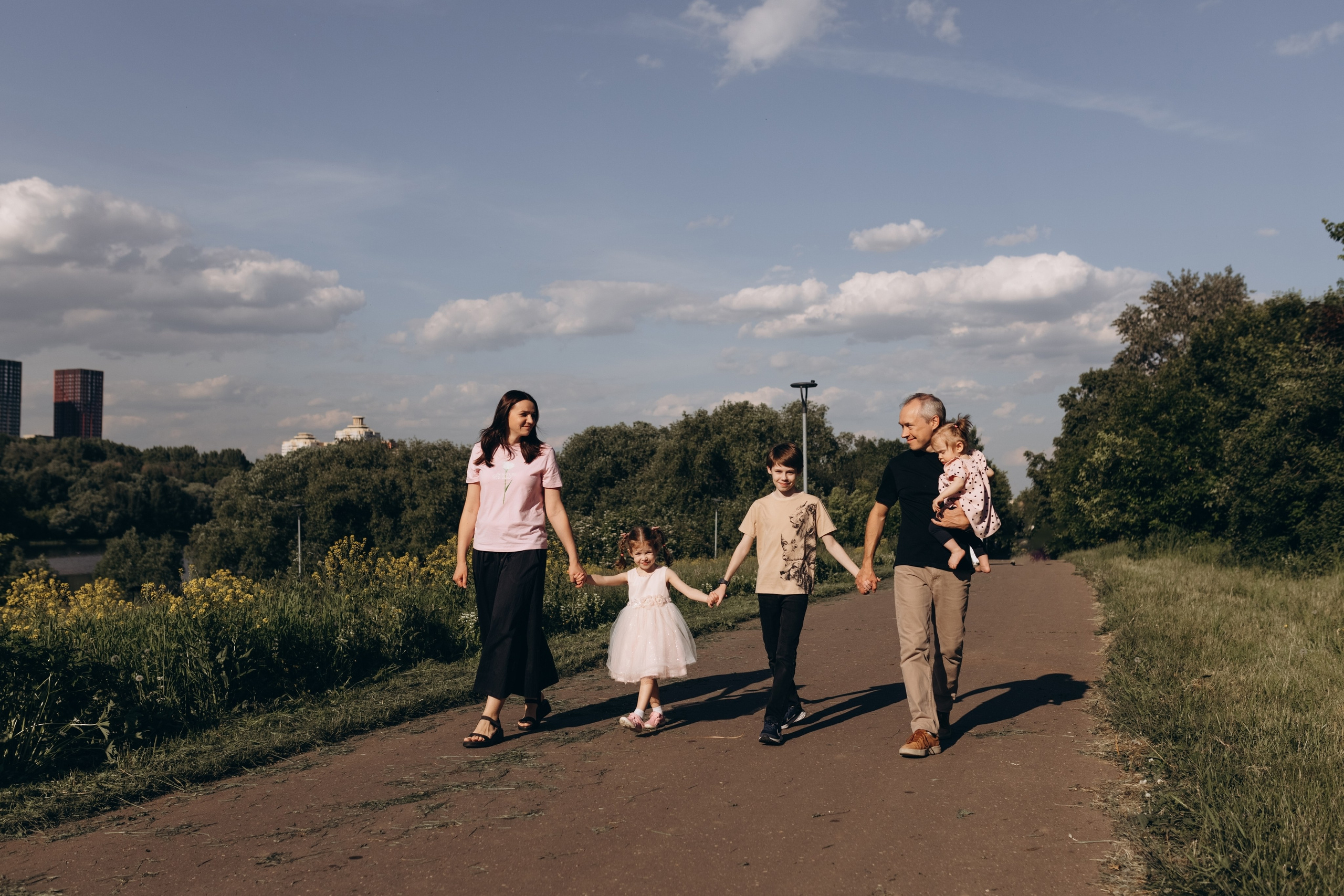 Илья, Юля, Миша, Марина, Аня. Фотограф Людмила Оюн