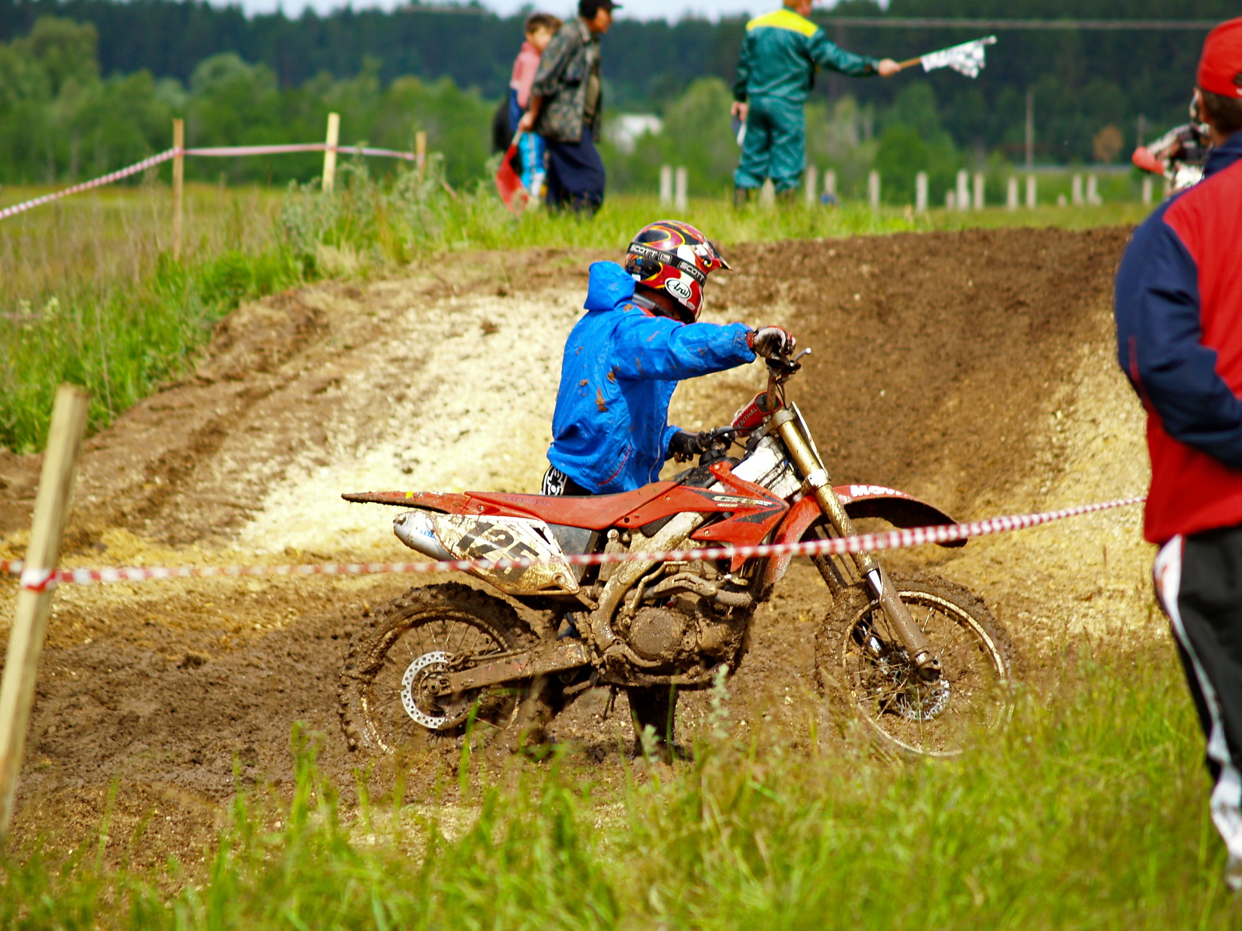 Спорт. Свадебный и семейный фотограф, видеограф. Живу в городе Нефтекамске, Б