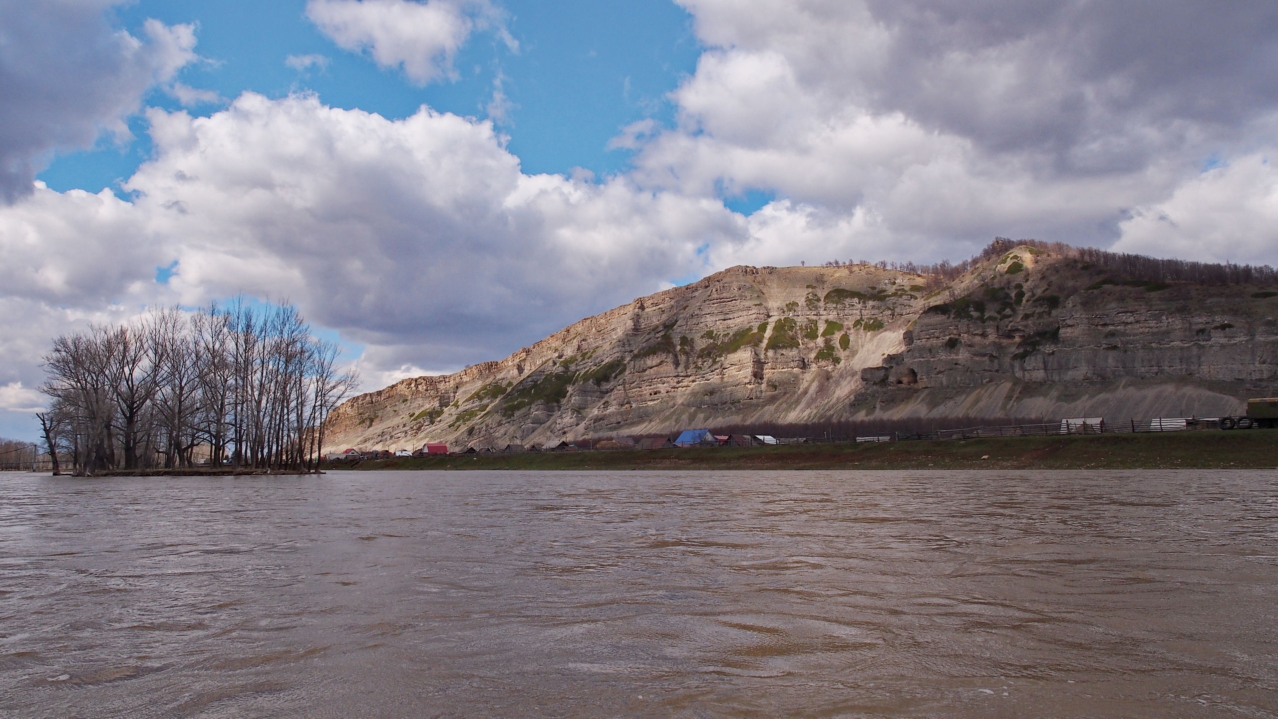 Походы и сплавы. Свадебный и семейный фотограф, видеограф. Живу в городе Нефтекамске, Б