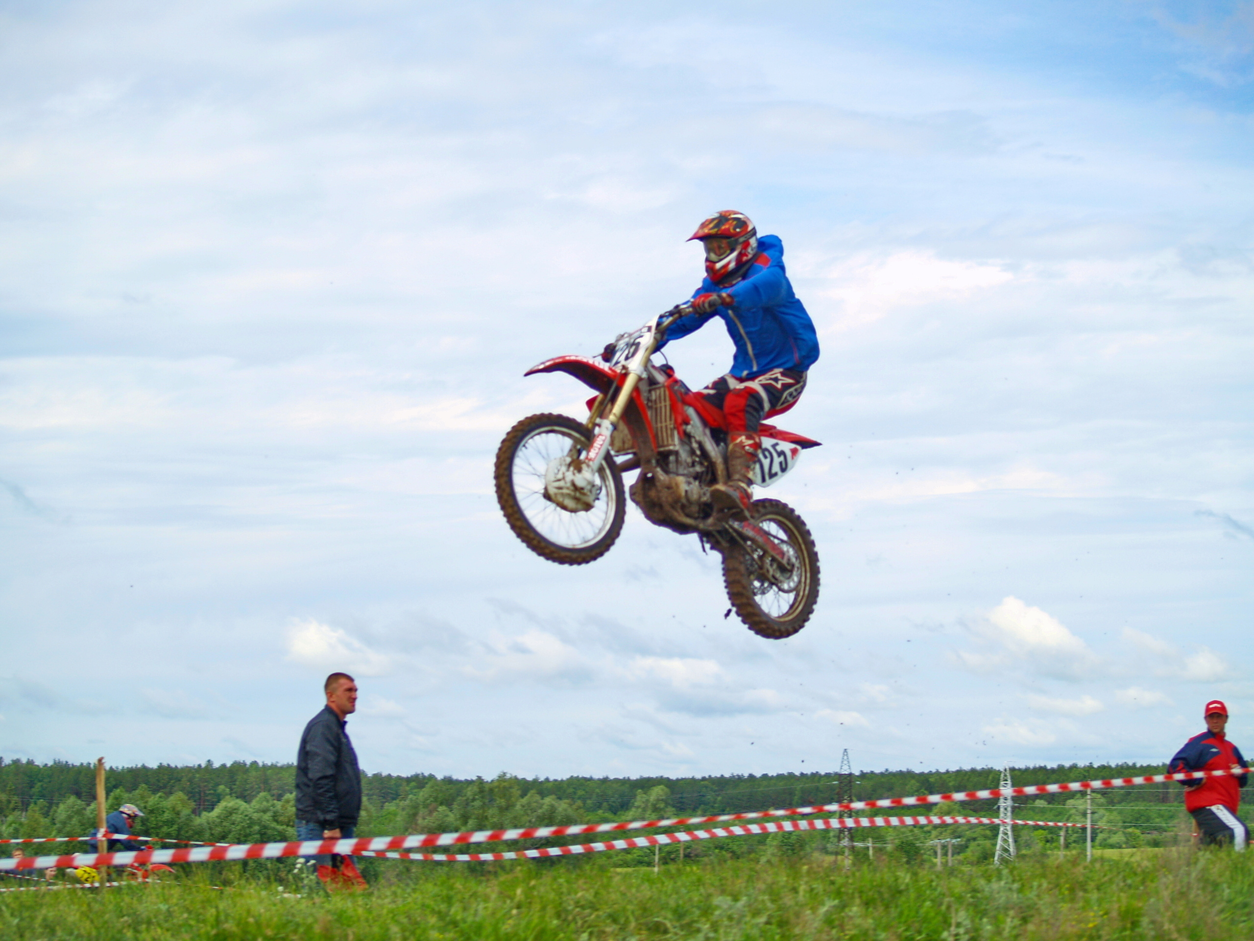 Спорт. Свадебный и семейный фотограф, видеограф. Живу в городе Нефтекамске, Б