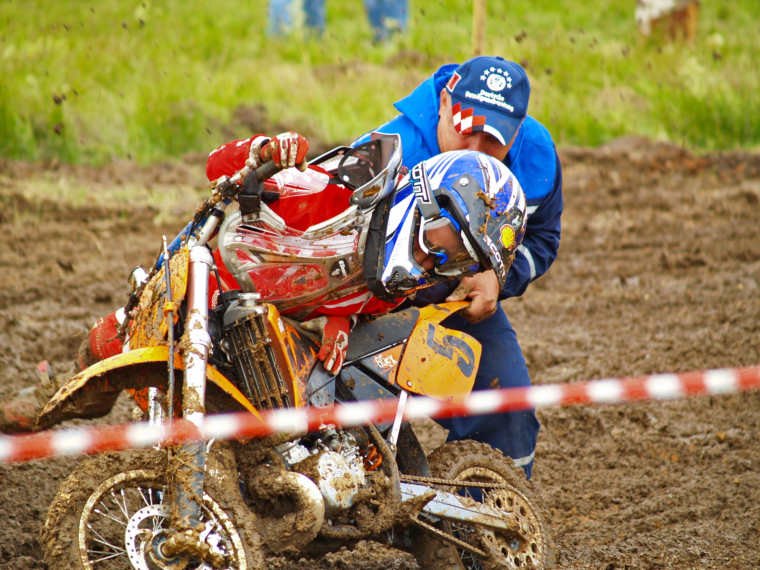 Спорт. Свадебный и семейный фотограф, видеограф. Живу в городе Нефтекамске, Б