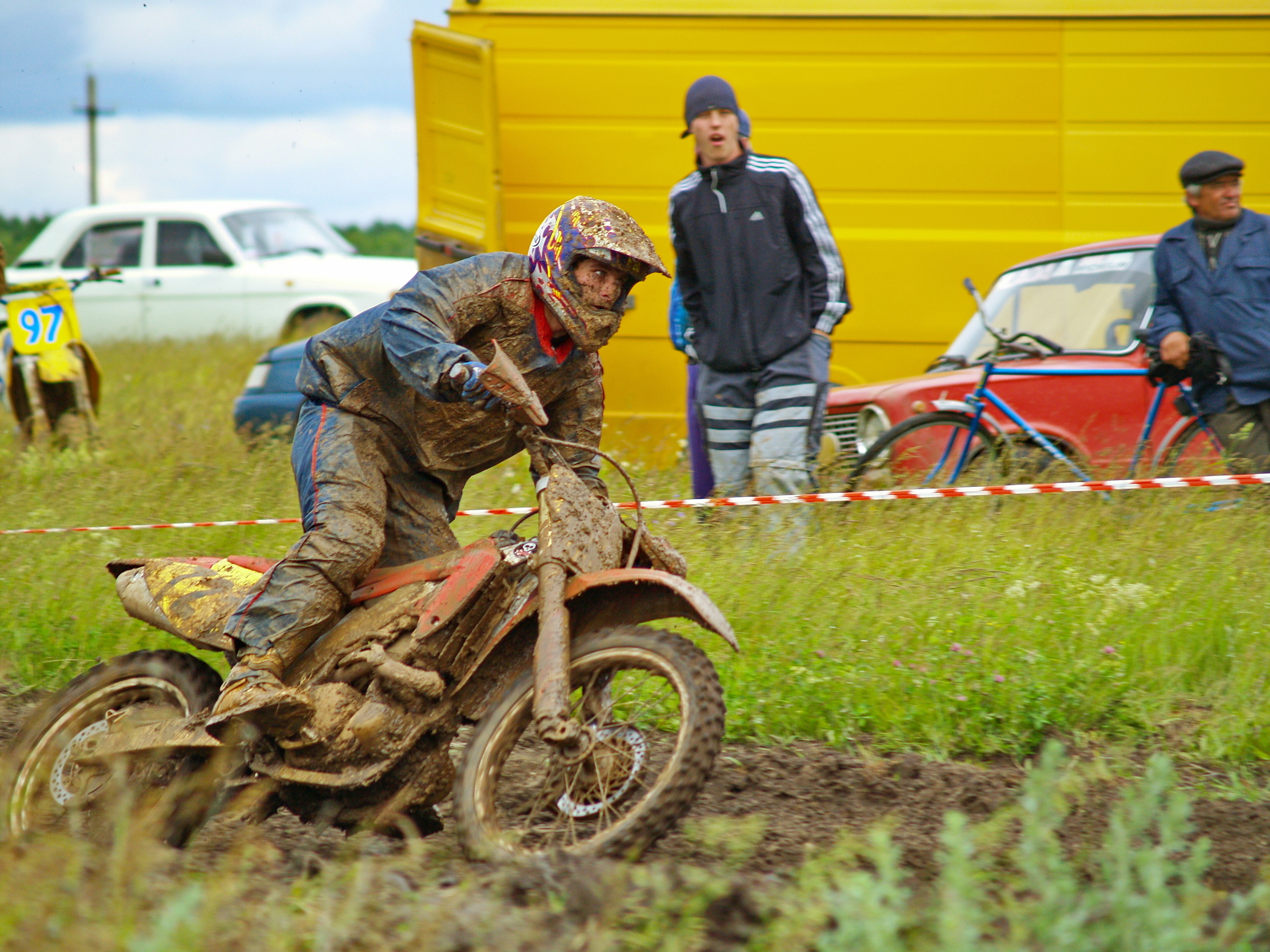 Спорт. Свадебный и семейный фотограф, видеограф. Живу в городе Нефтекамске, Б