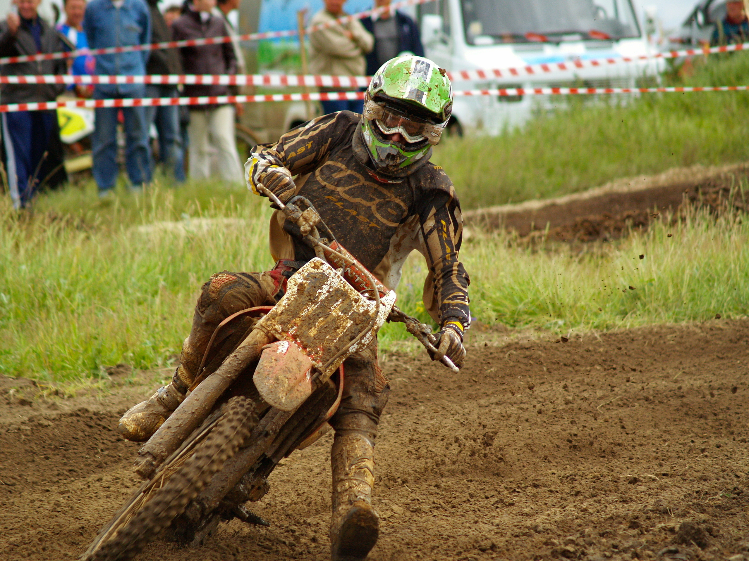 Спорт. Свадебный и семейный фотограф, видеограф. Живу в городе Нефтекамске, Б