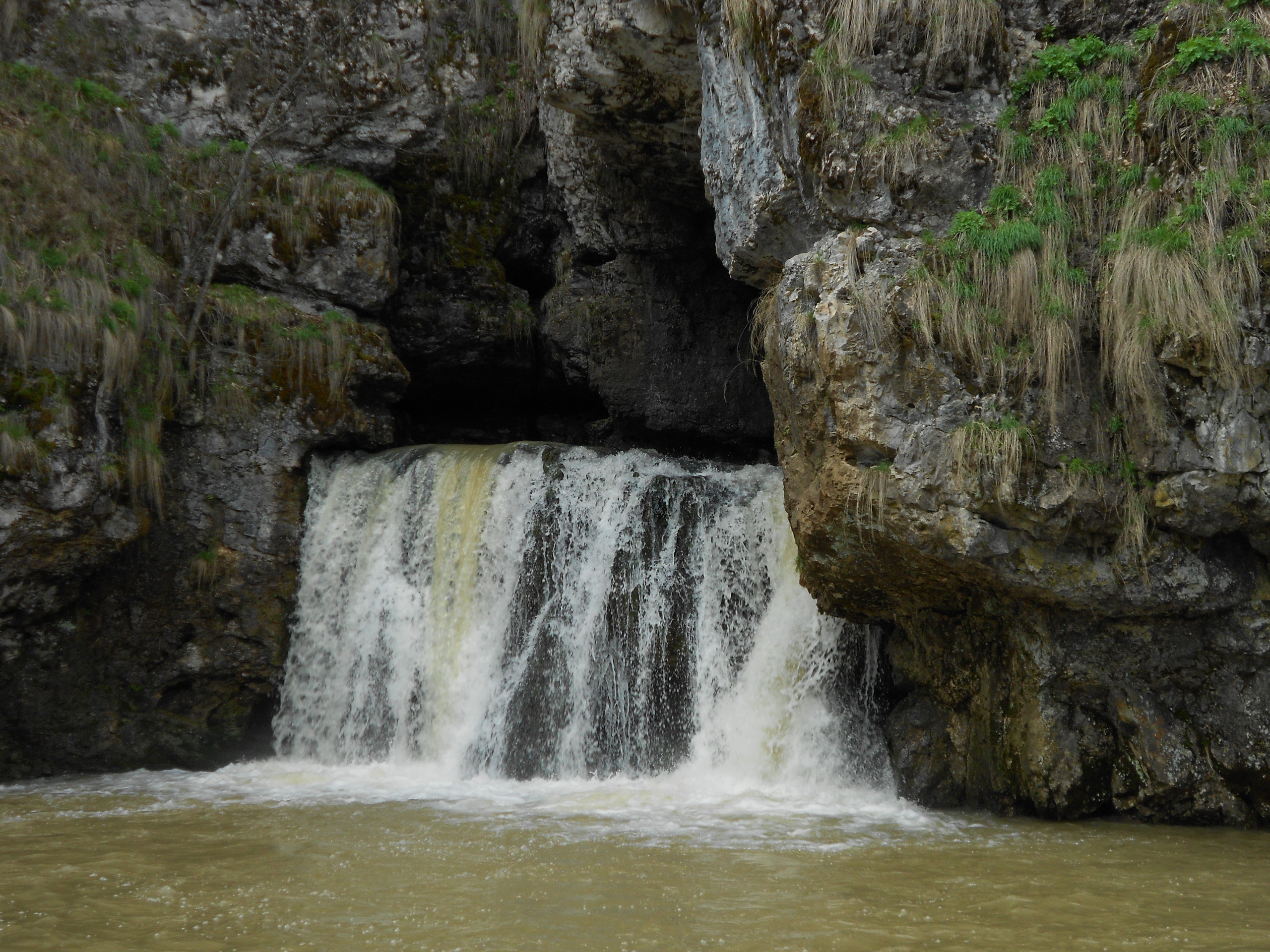 Походы и сплавы. Свадебный и семейный фотограф, видеограф. Живу в городе Нефтекамске, Б