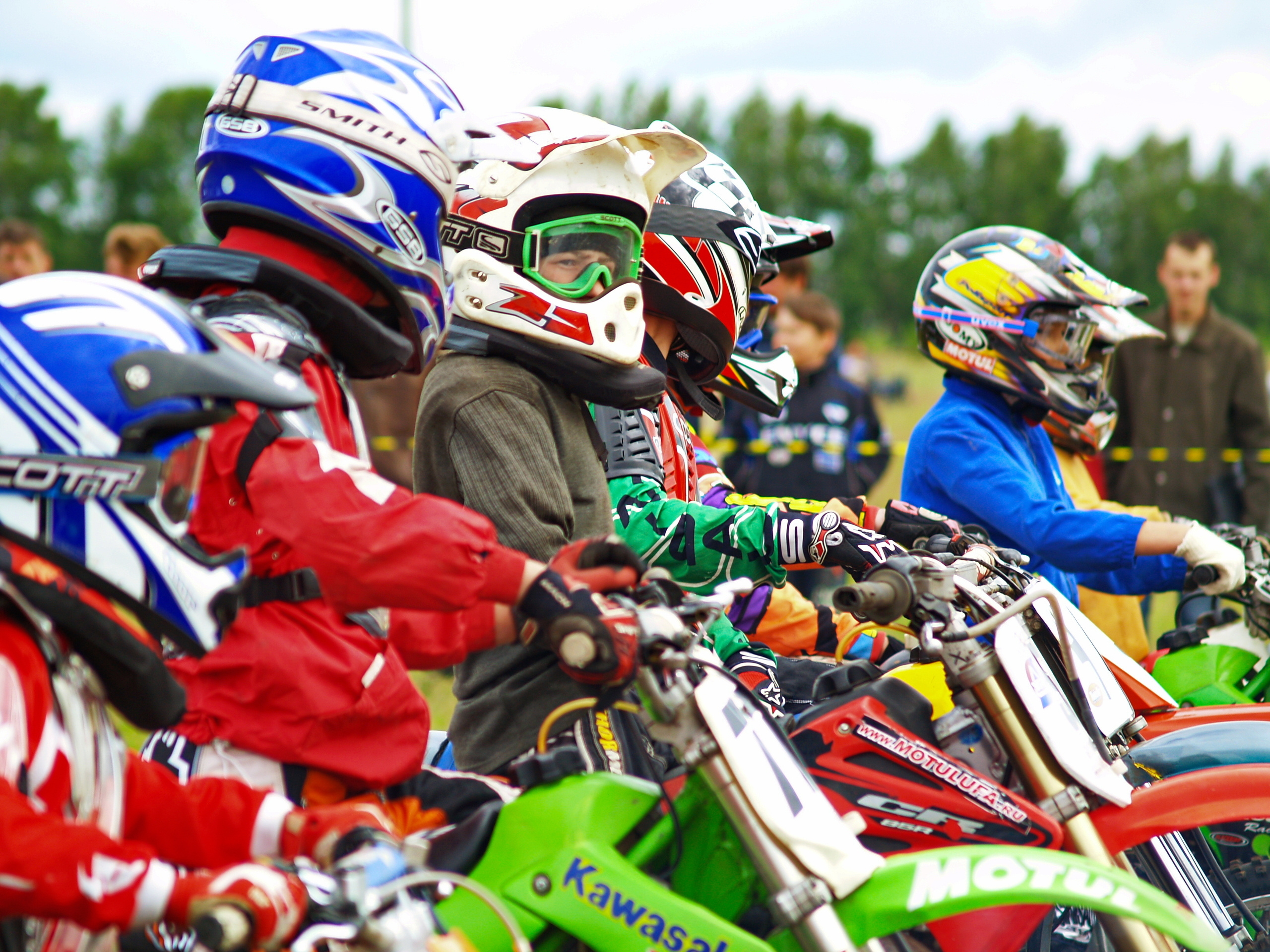 Спорт. Свадебный и семейный фотограф, видеограф. Живу в городе Нефтекамске, Б