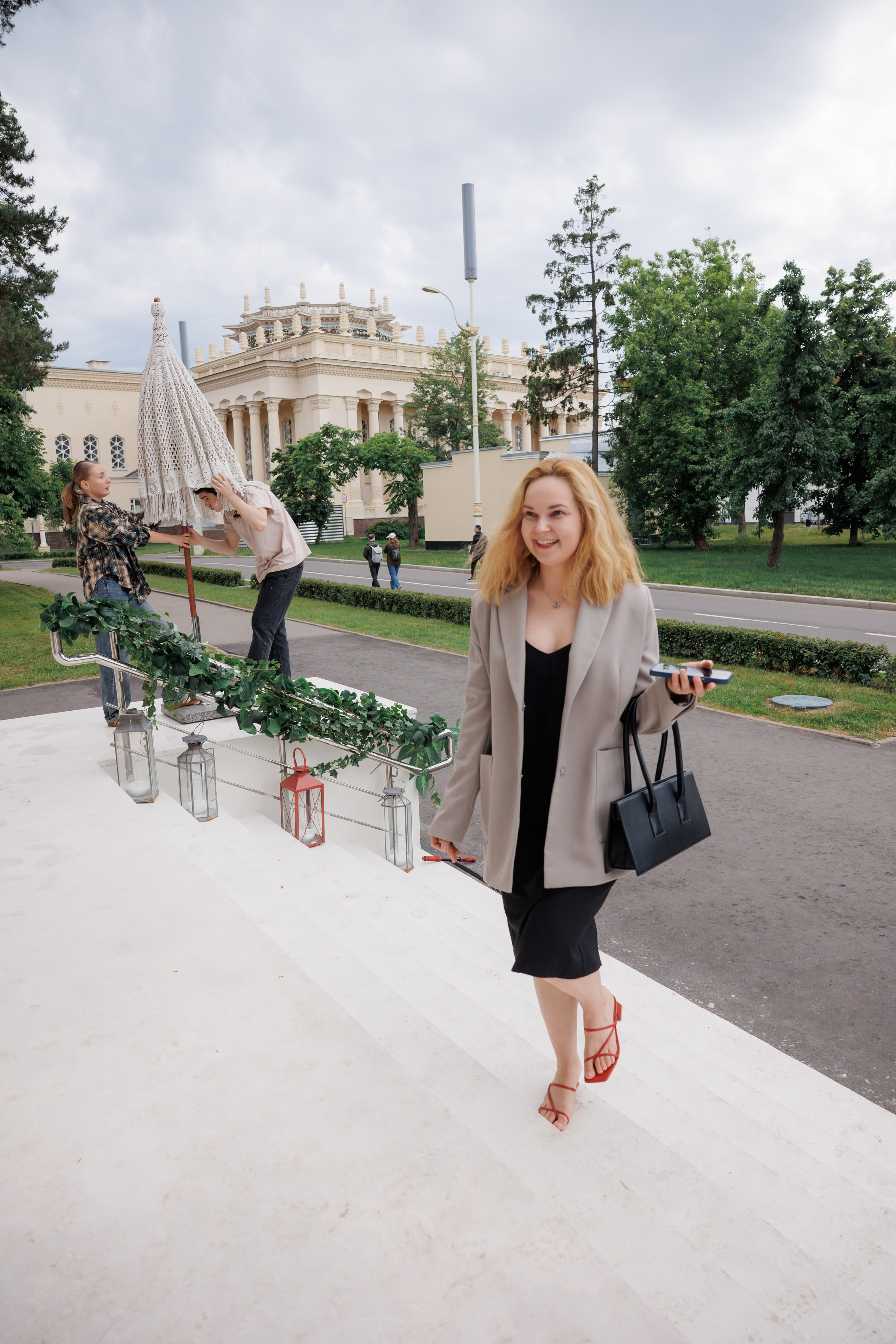 День рождения в кафе «Домик в саду», ВДНХ. Свадебный и репортажный фотограф (Москва, Королев и другие)