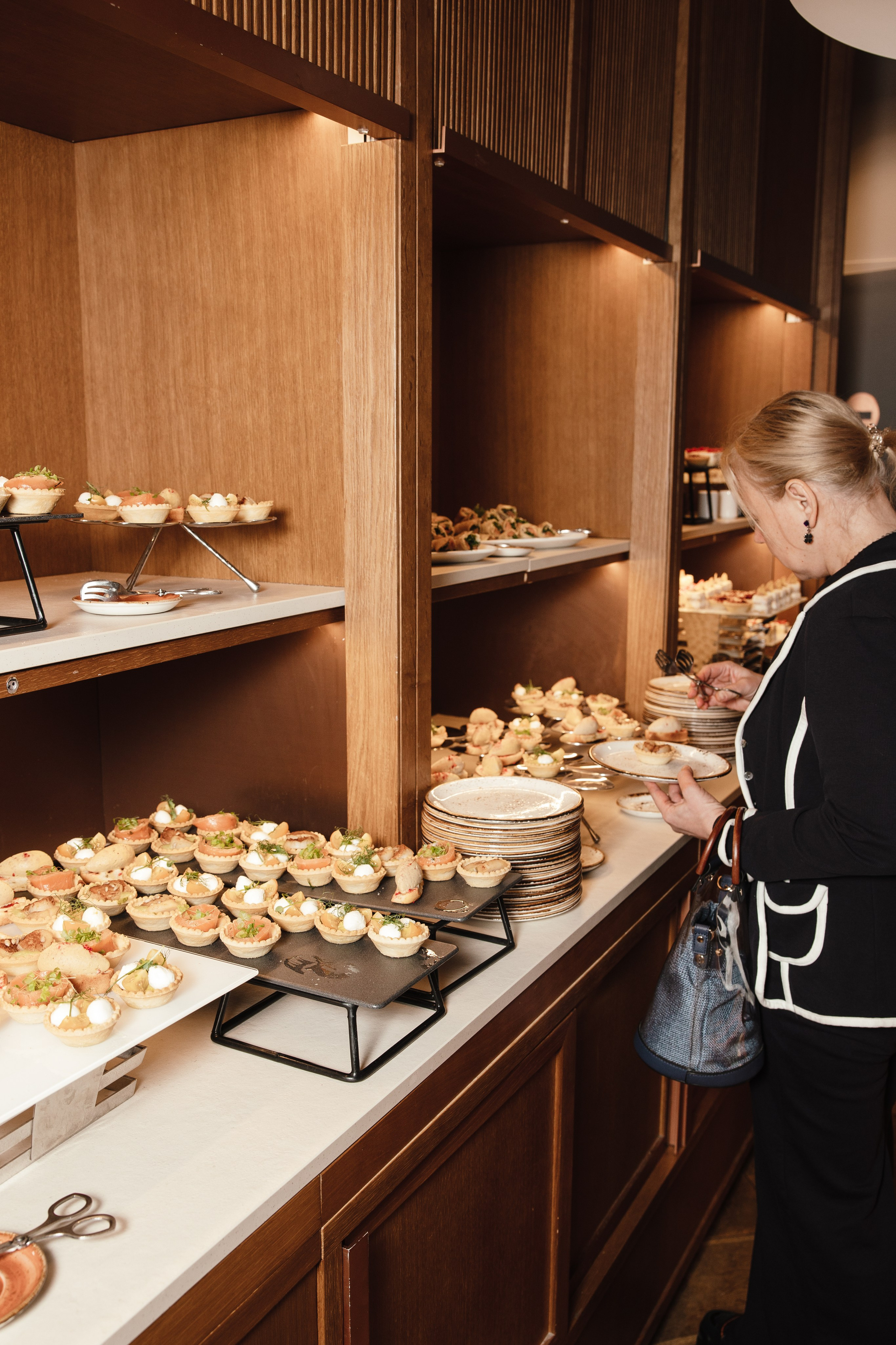 Презентация Russian Fashion Dom в ресторане Shagal. Контент фотограф в Москве и области Елена Кулакова