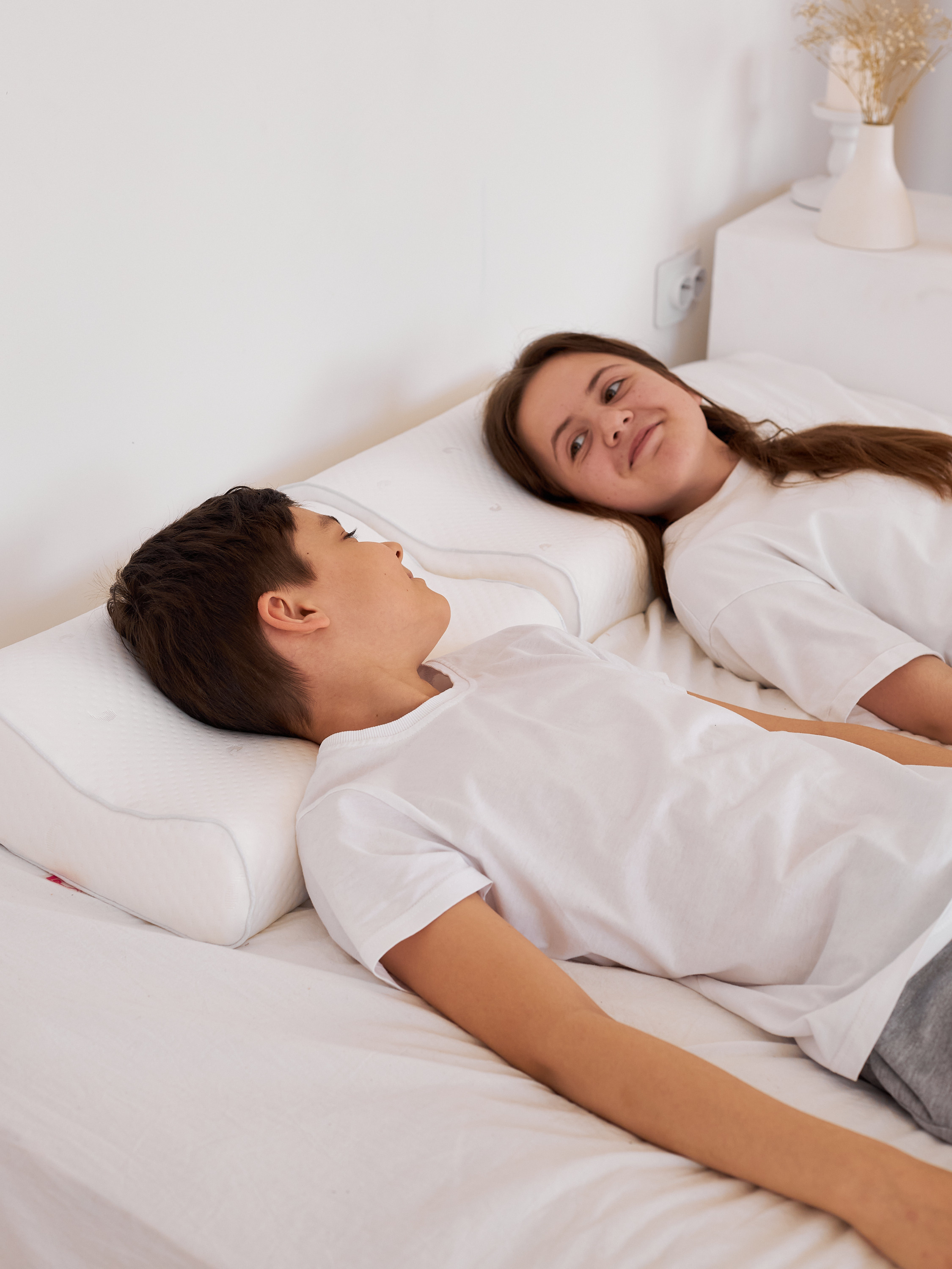 Фотосъемка для бизнеса Екатеринбург товары для дома подушки декор интерьер текстиль бренд Екб заказать фотограф контент маркетплейс WB. Фотограф Екатеринбург Анастасия Жерновская | Маркетплейсы и нейрофото