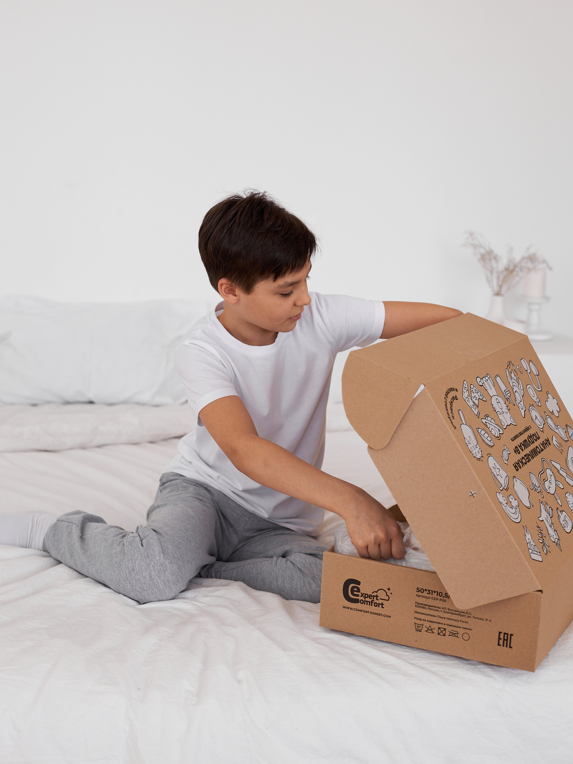 Фотосъемка для бизнеса Екатеринбург товары для дома подушки декор интерьер текстиль бренд Екб заказать фотограф контент маркетплейс WB. Фотограф Екатеринбург Анастасия Жерновская | Маркетплейсы и нейрофото